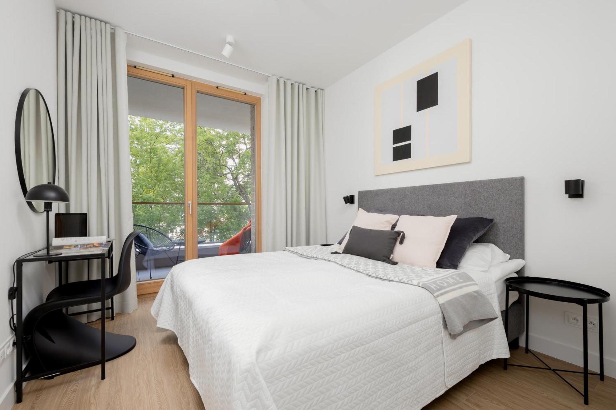 Domaniewska With Parking Mokotow By Renters Prestige Apartment Warsaw