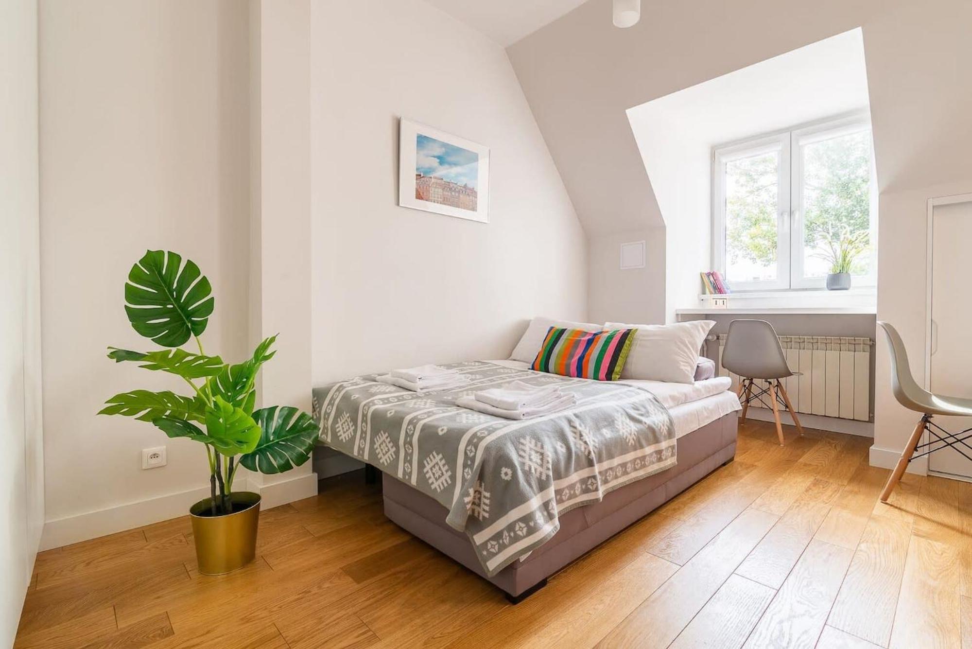 Apartment Rodzinny I Przytulny Z Jedna Sypialnia W Warszawie By Rent Like Warsaw