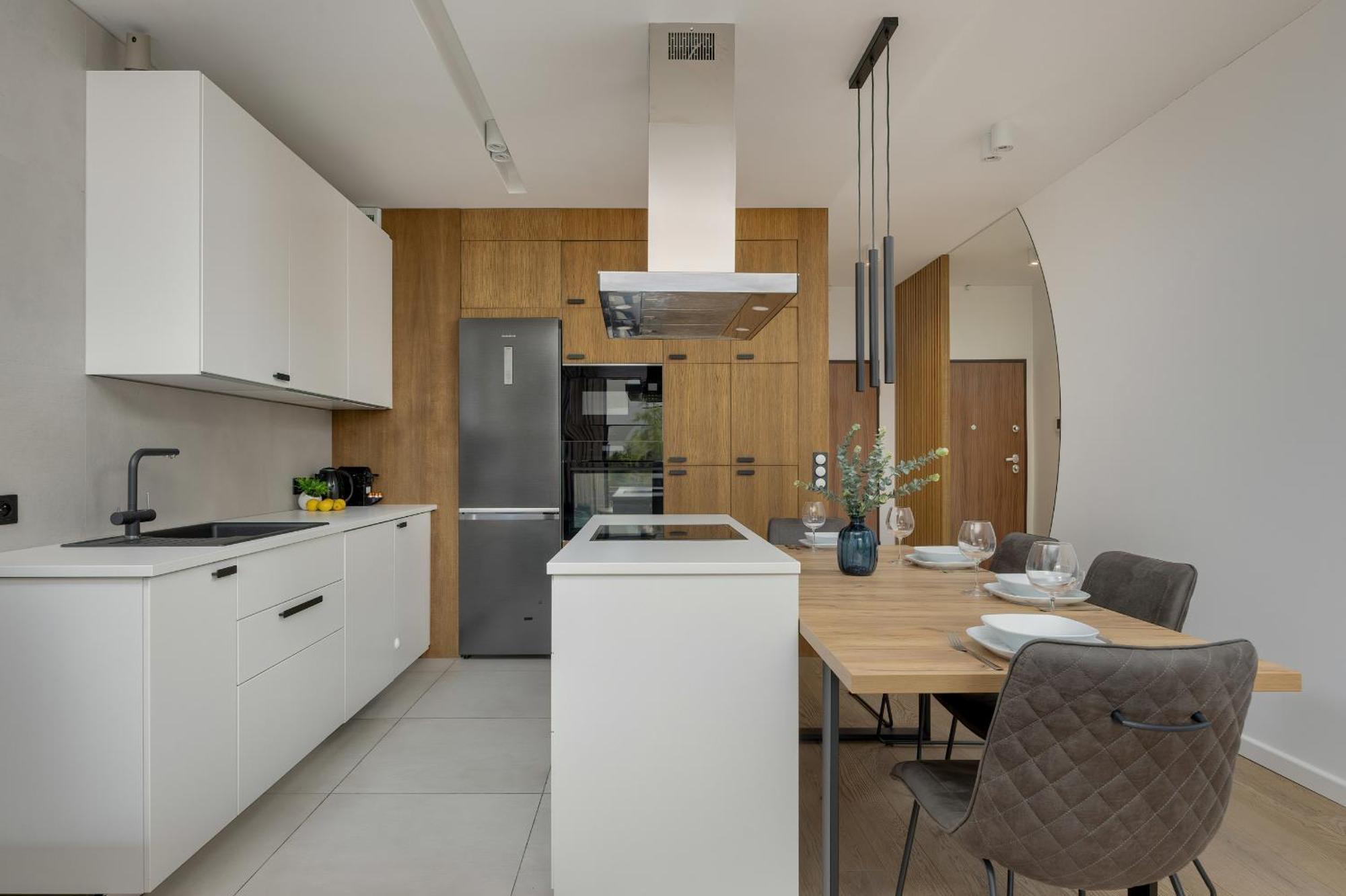 Spacious Family With Garden & Parking By Renters Warszawa
