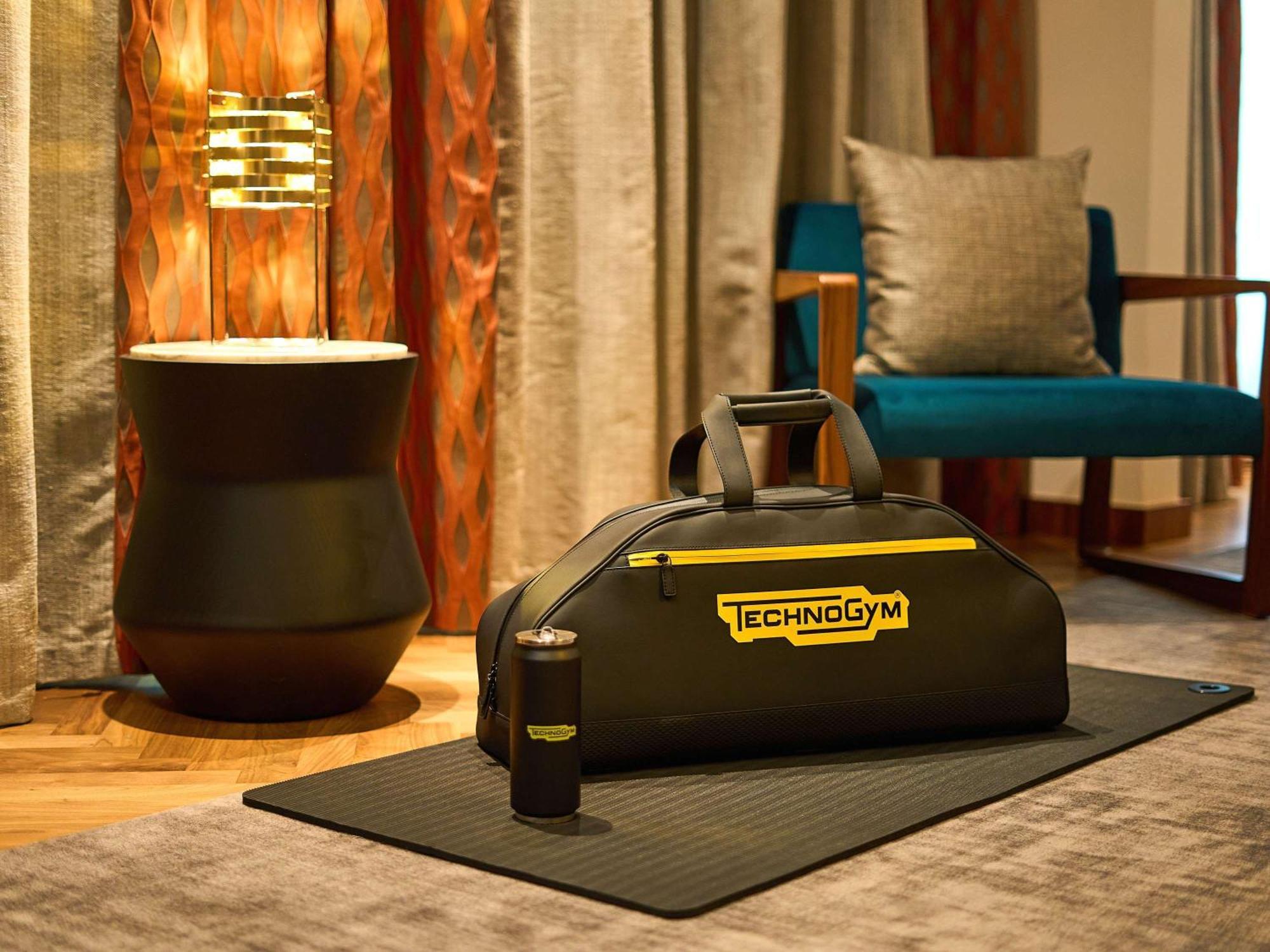 Sofitel Victoria 5*