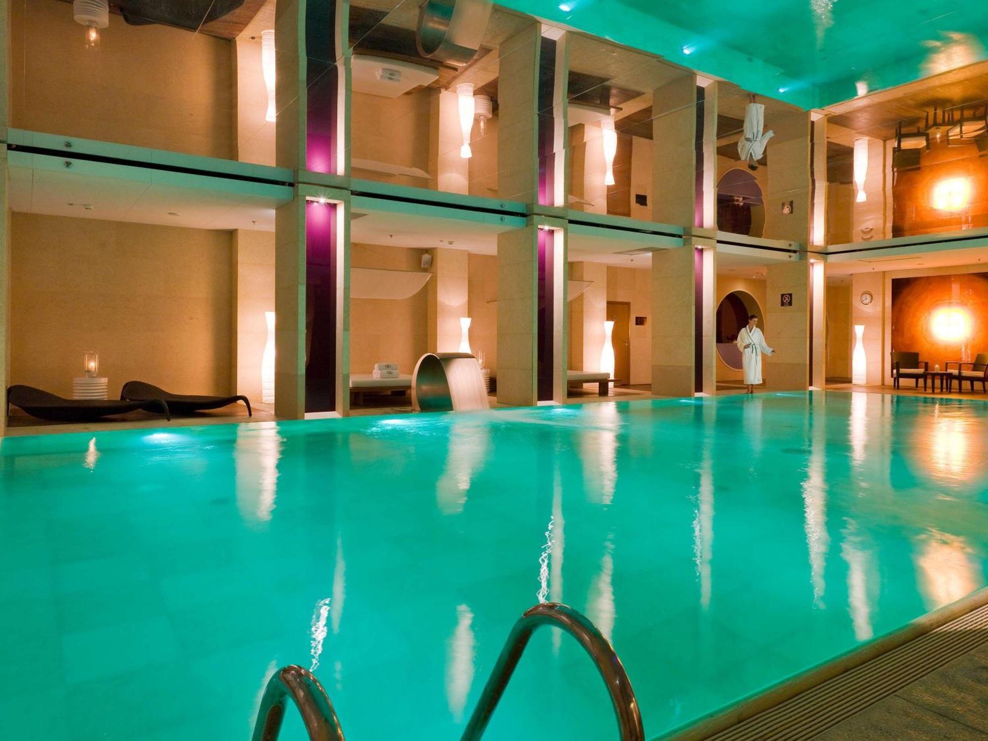 Sofitel Victoria 5*