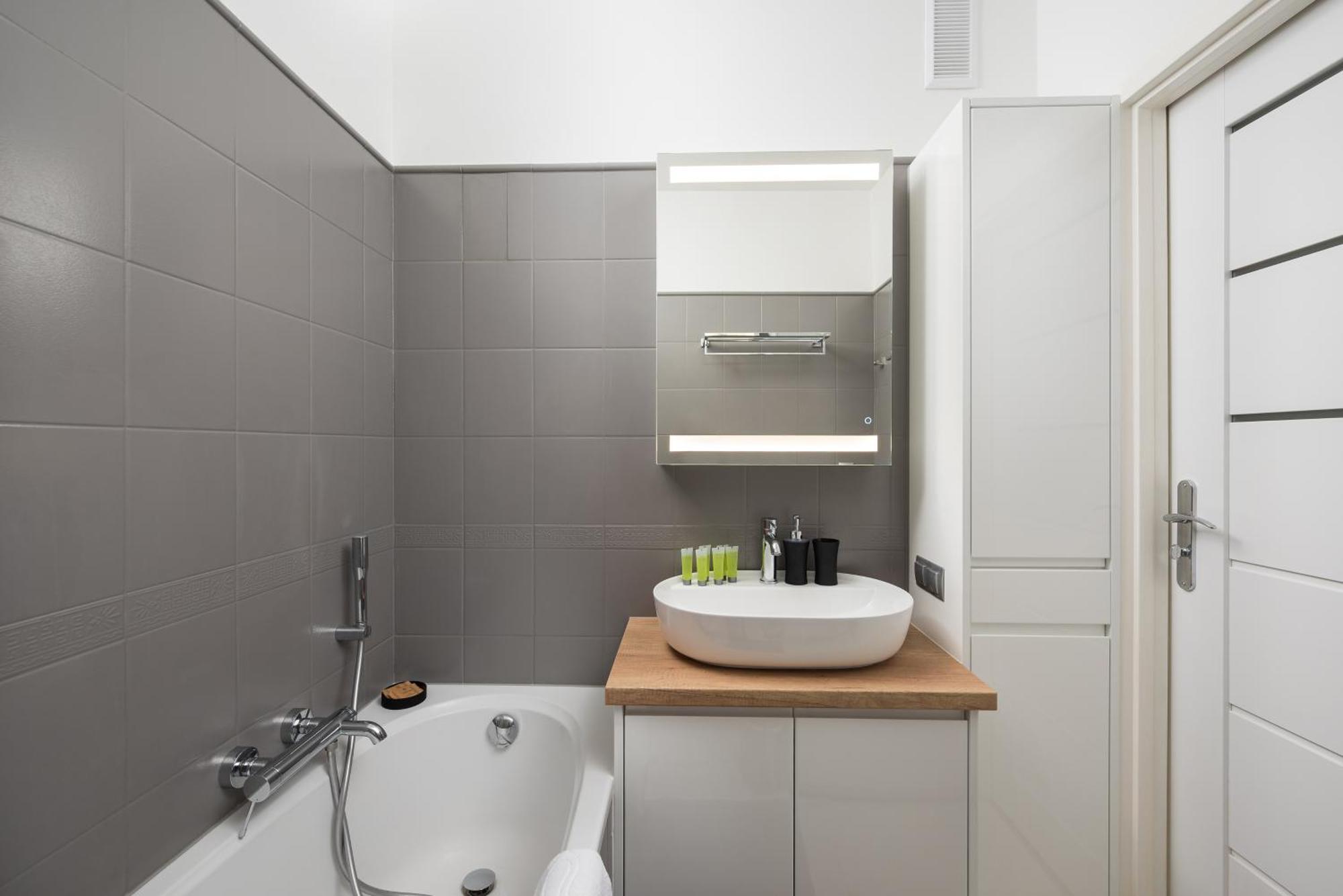 Burgaska 3-bedroom Apartament