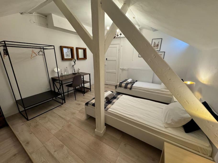 Apartment Chillout 4 Bedrooms Warsaw