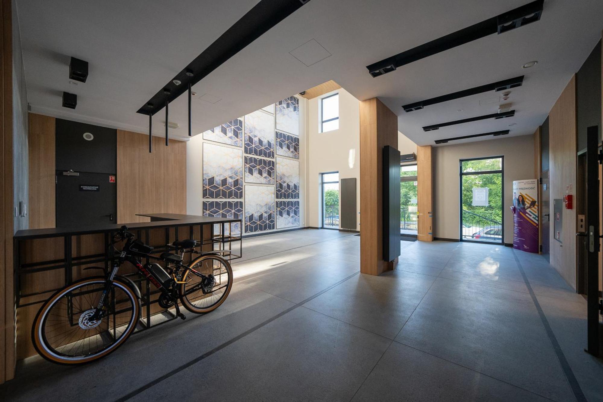 Apartment Wiktoryn - Balcony, Gym & Sauna - By Rentujemy