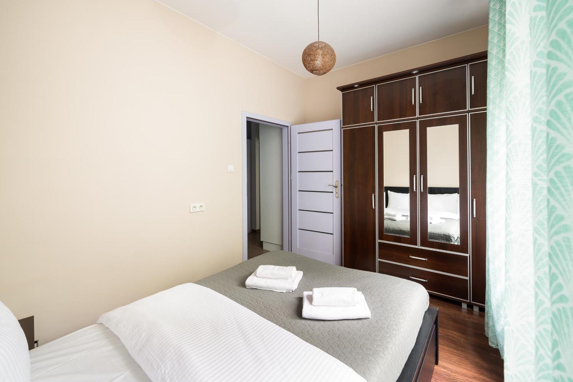 Aleja Krakowska Homely Warsaw