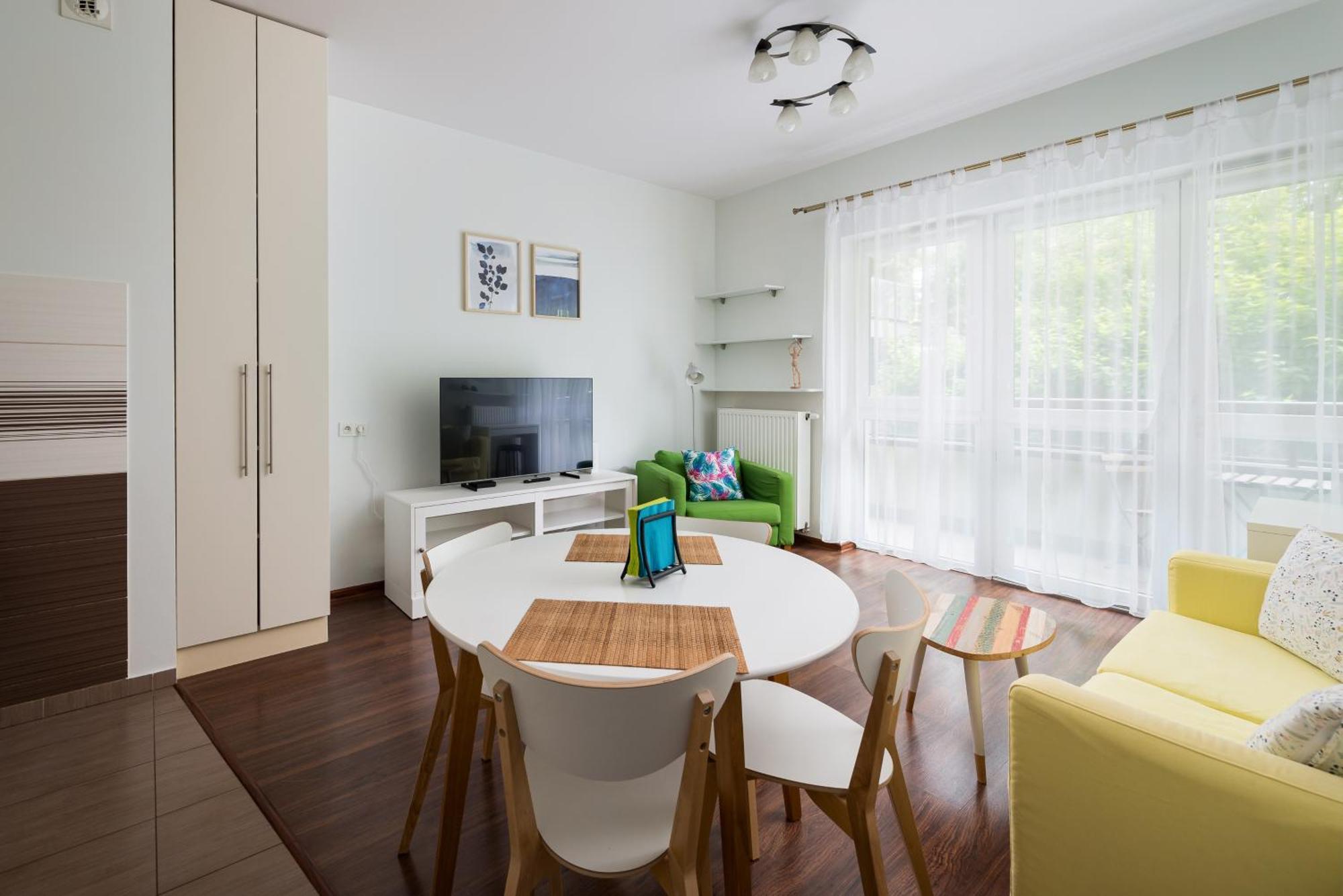 Aleja Krakowska Homely Warsaw
