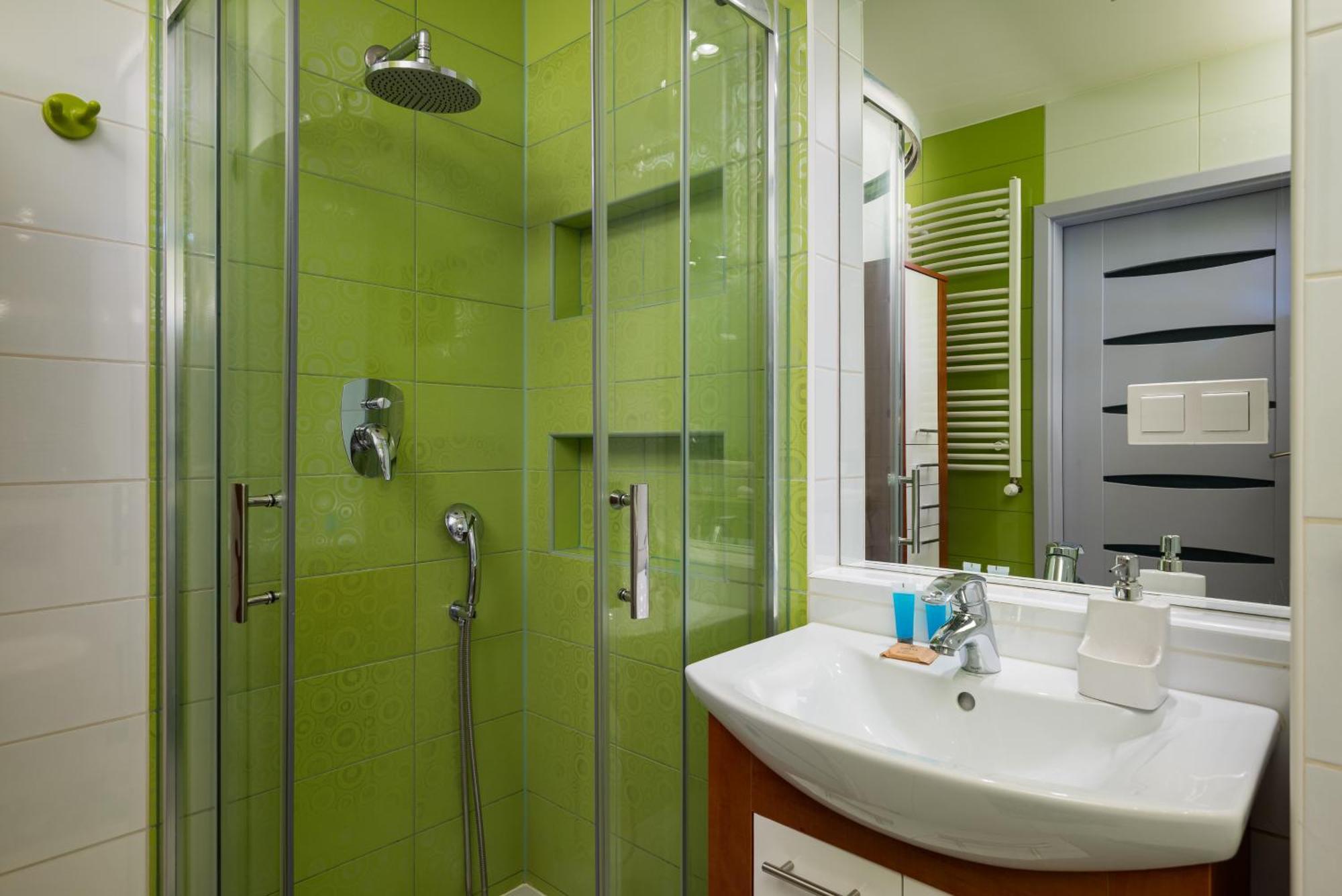 Aleja Krakowska Homely Apartment Warsaw