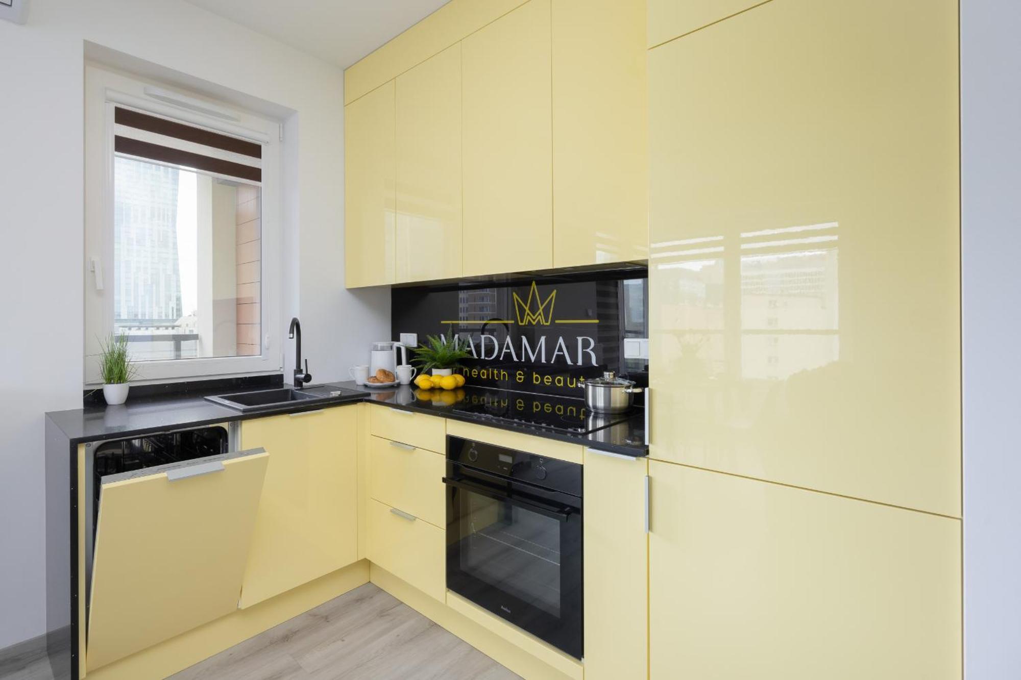 Apartment Z Widokiem Na Centrum 9 Pietro & Parking By Renters *