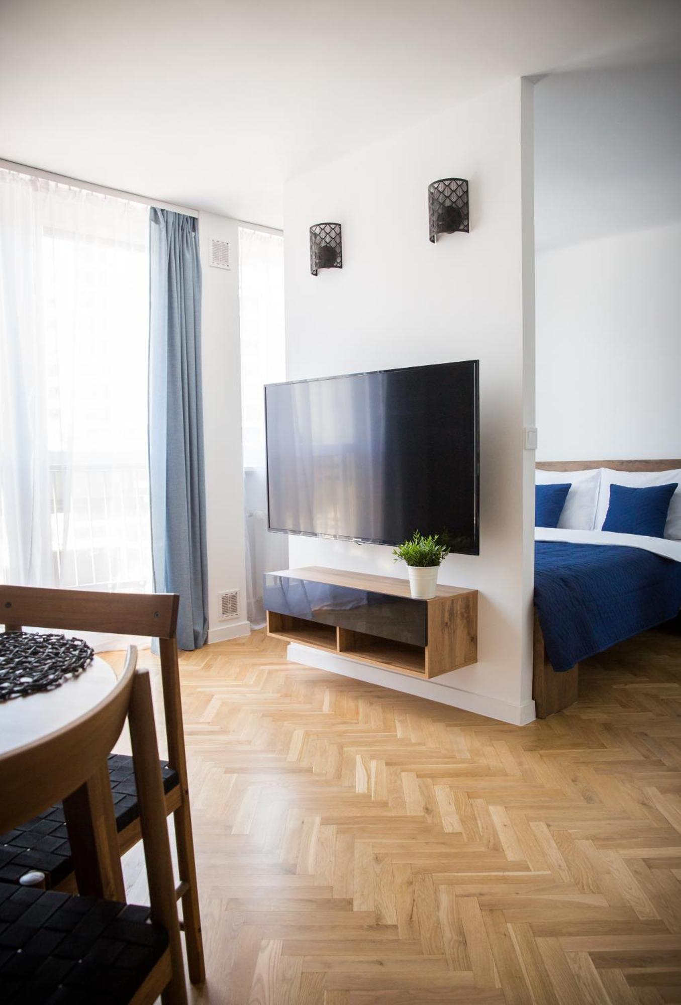 Center Pereca, Next To Warsaw's Business District & Metro Onz, By Warsawskyline Apartamento *