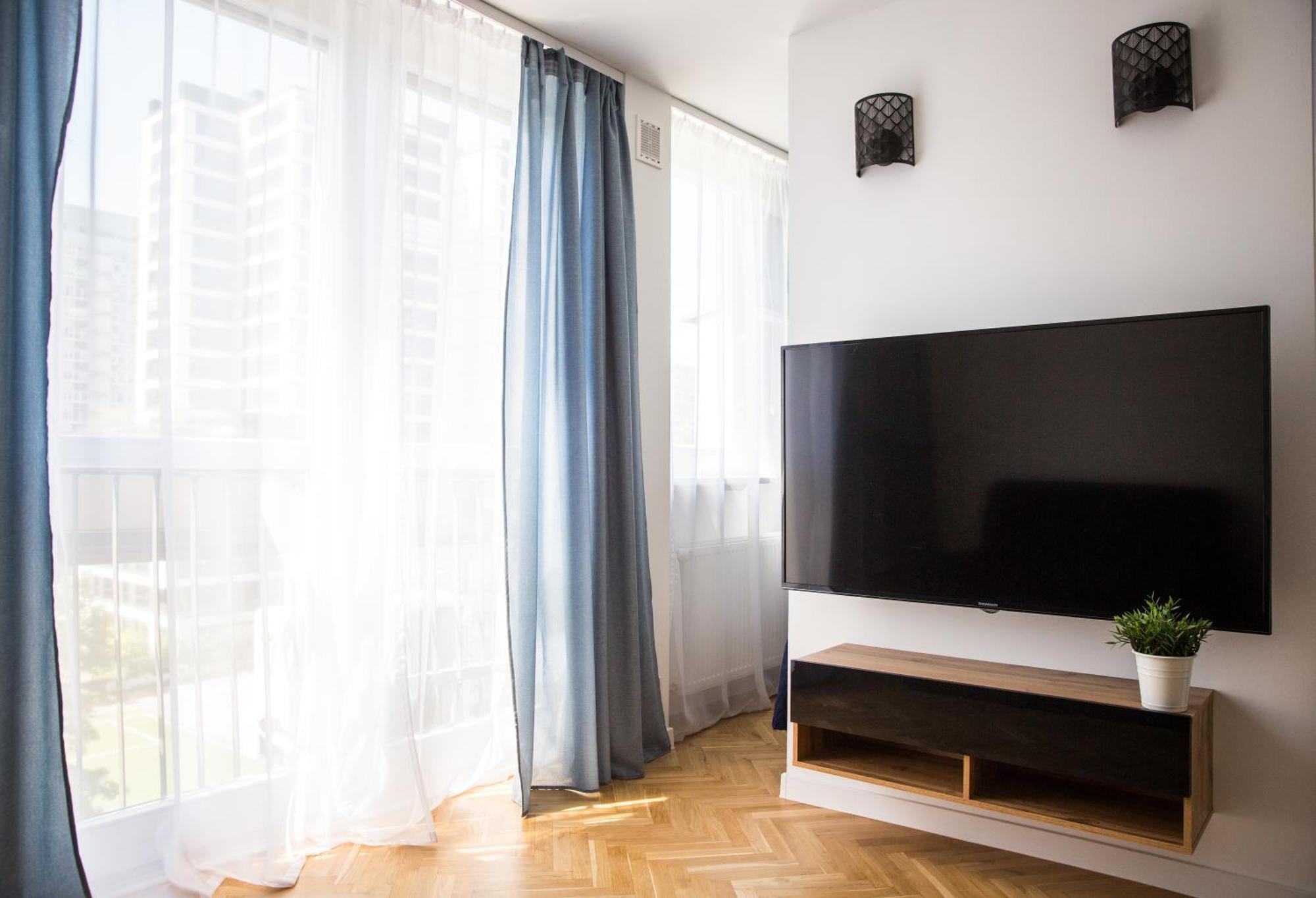 Center Pereca, Next To Warsaw's Business District & Metro Onz, By Warsawskyline
