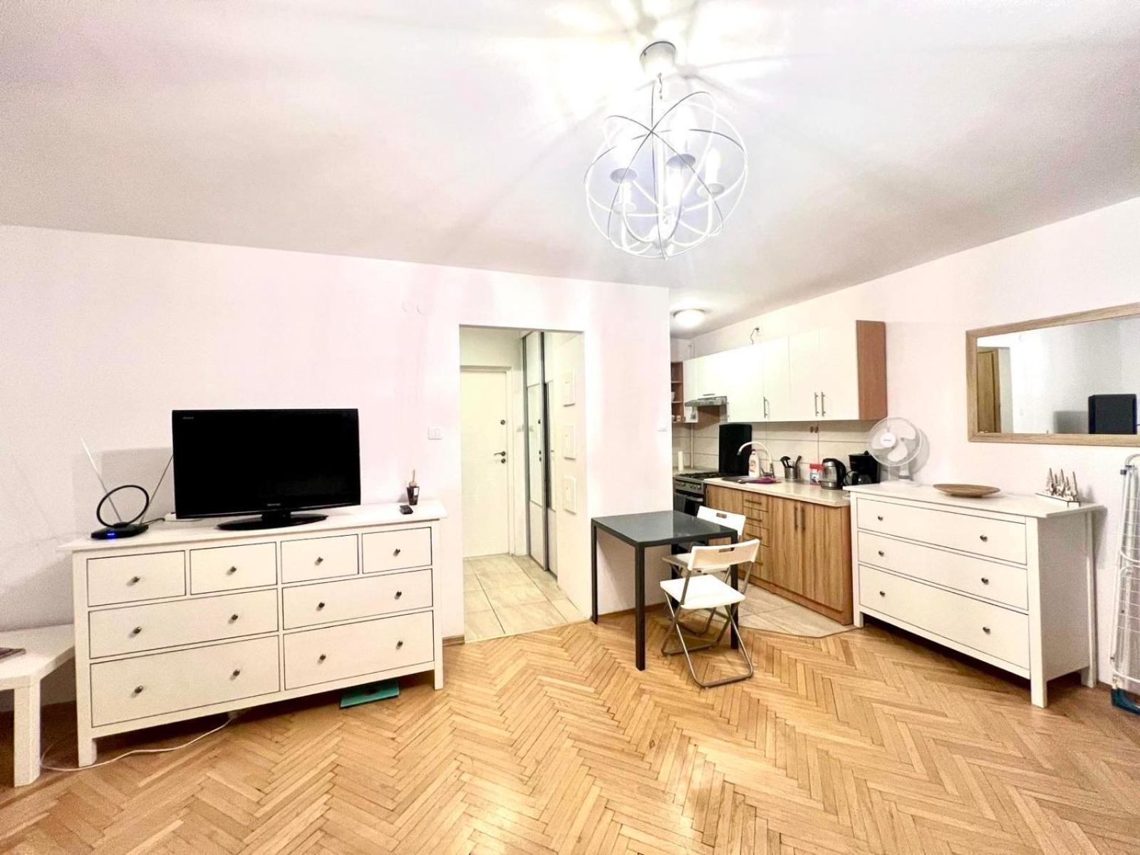 Apartament Entire Studio In Centrum Warszawa