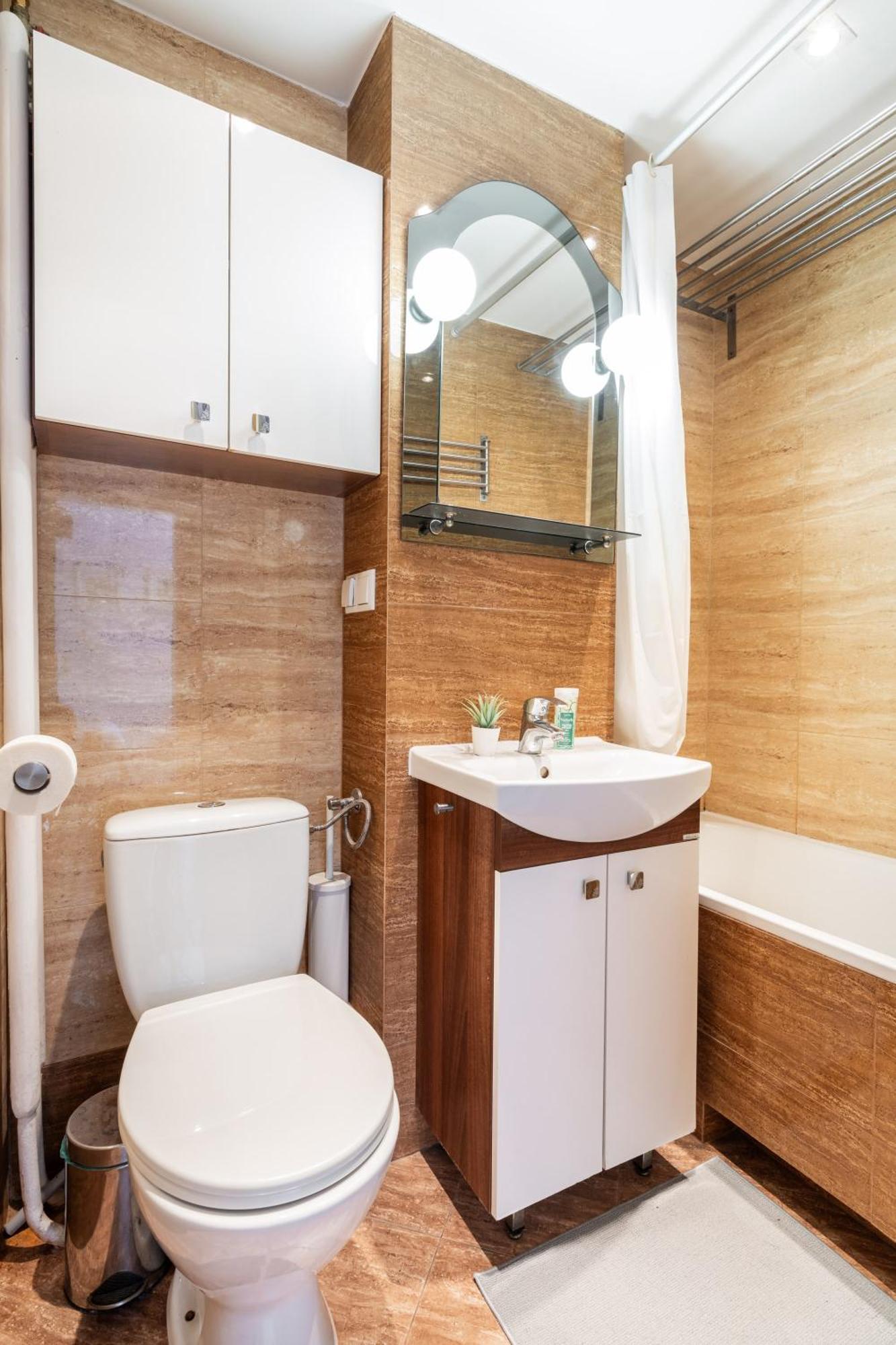 Superapart Kilinskiego 3, Cozy Urban Retreat, Perfect For Couples