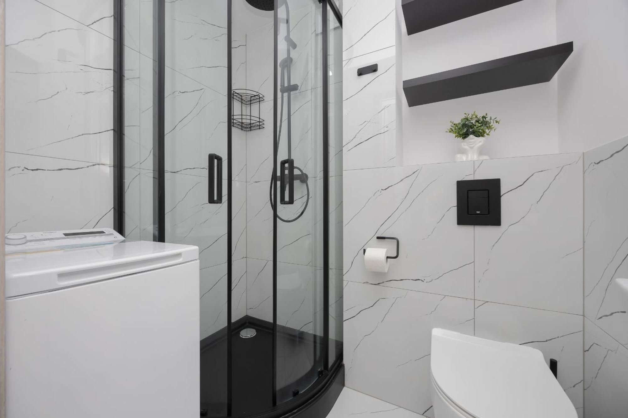 Bright Apartament Wola Ideal For Remote Work By Renters Apartamento *