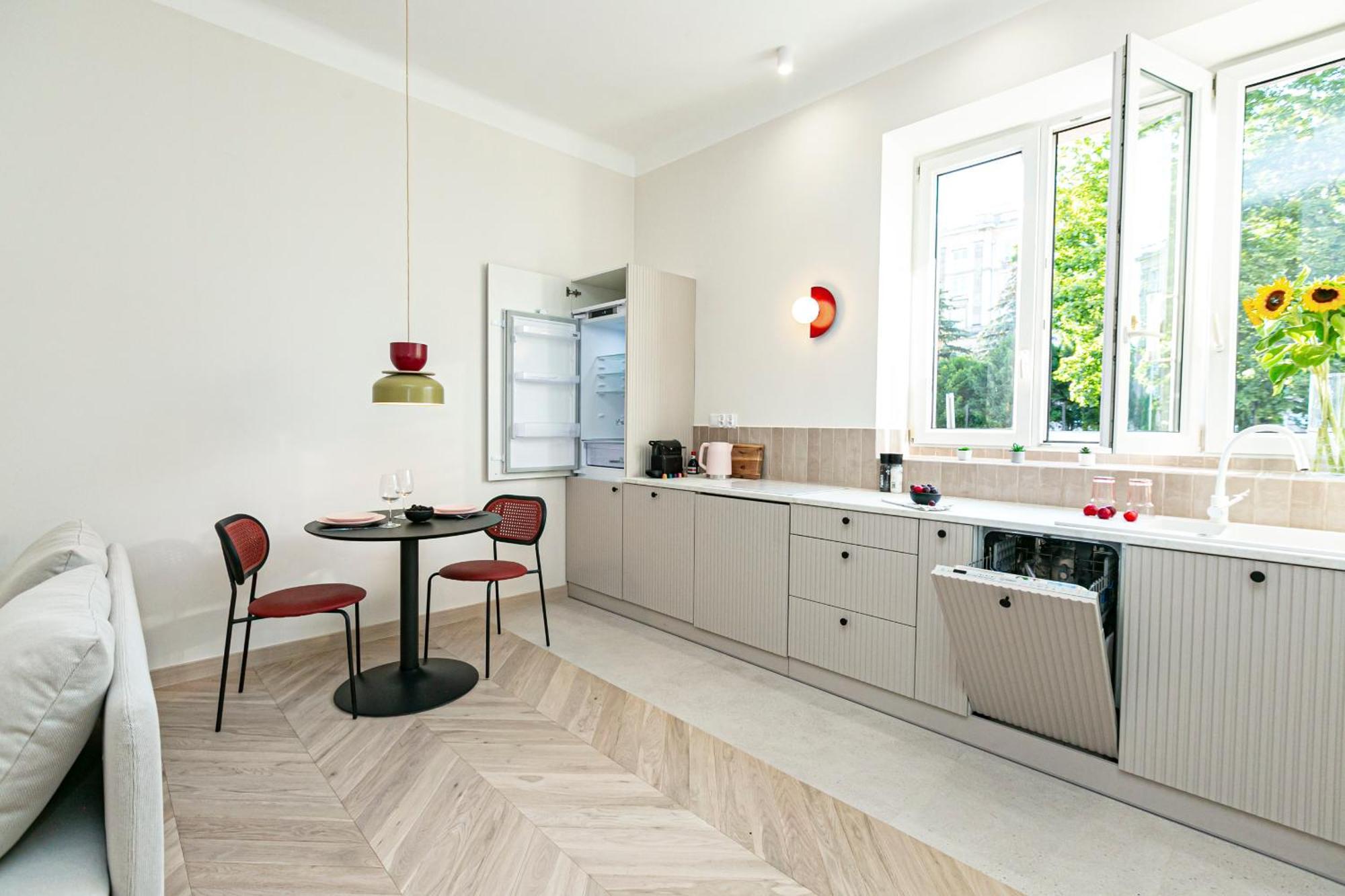 Rakowiecka - Bezplatny Parking - Free Parking - Stacja Metra 500m - Underground Station 500m Better Apartamento