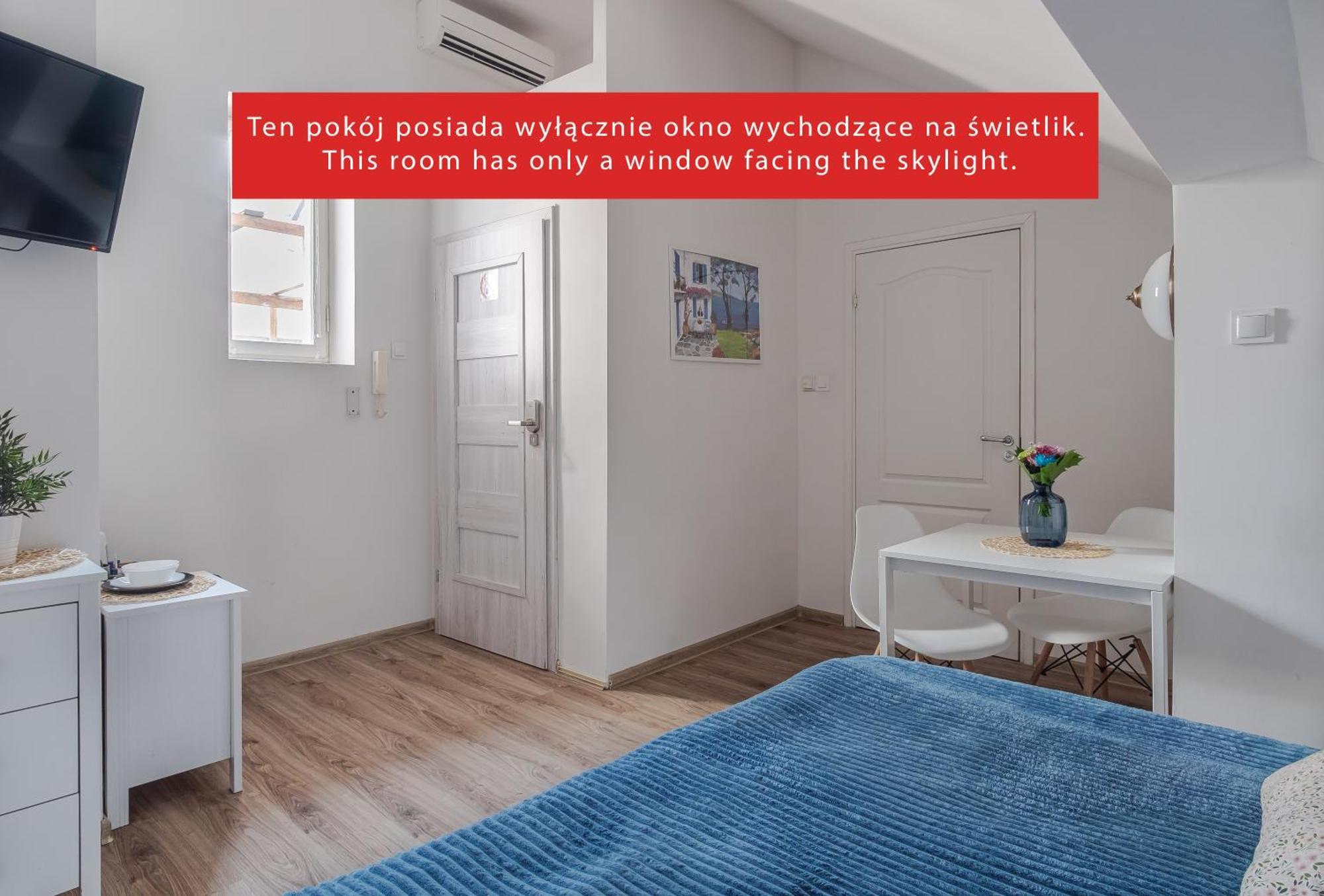Old Town Apartment *