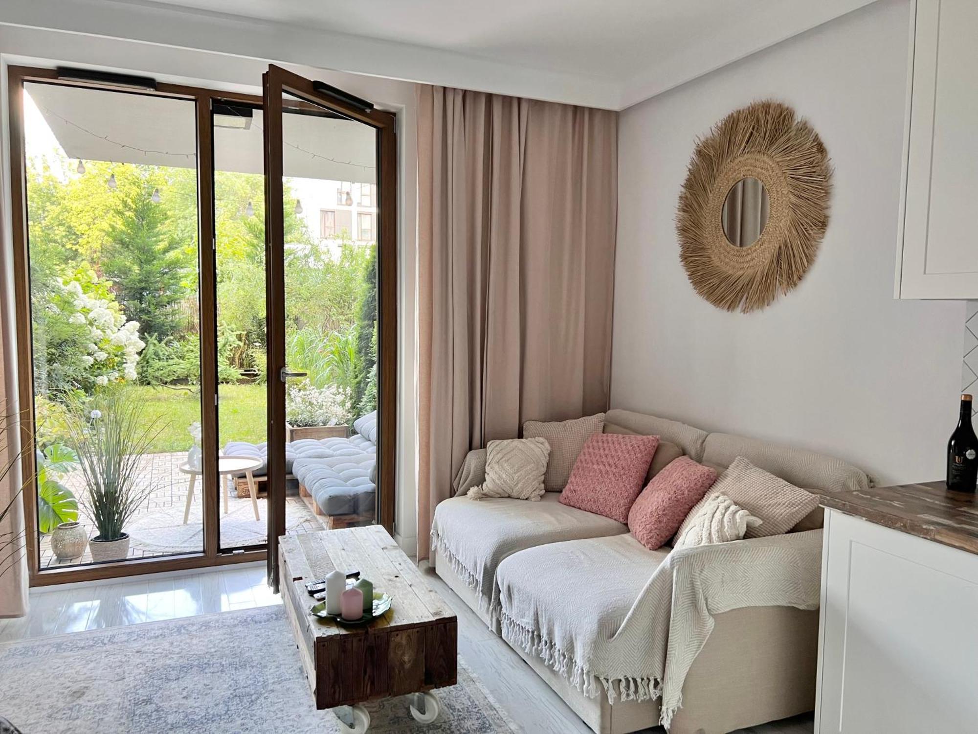 Botanical Escape Apartment Warschau