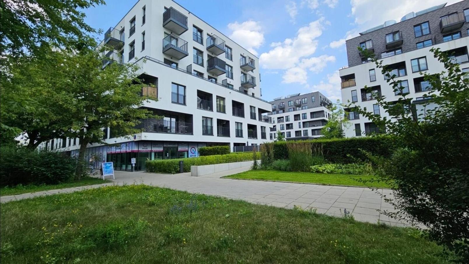 Tasmowa Superb Tasmowa Apartment Warsaw
