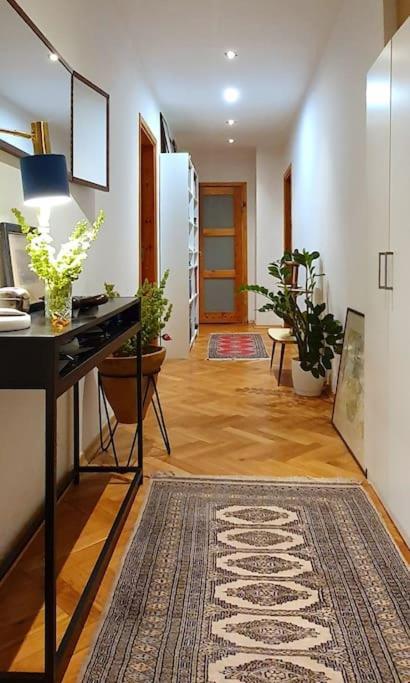 Mokotowska Wilcza Plac Trzech Krzyzy Free Parking * Warsaw
