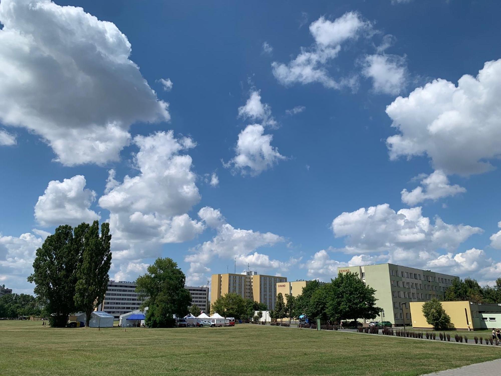 Akademik Feniks * Warsaw