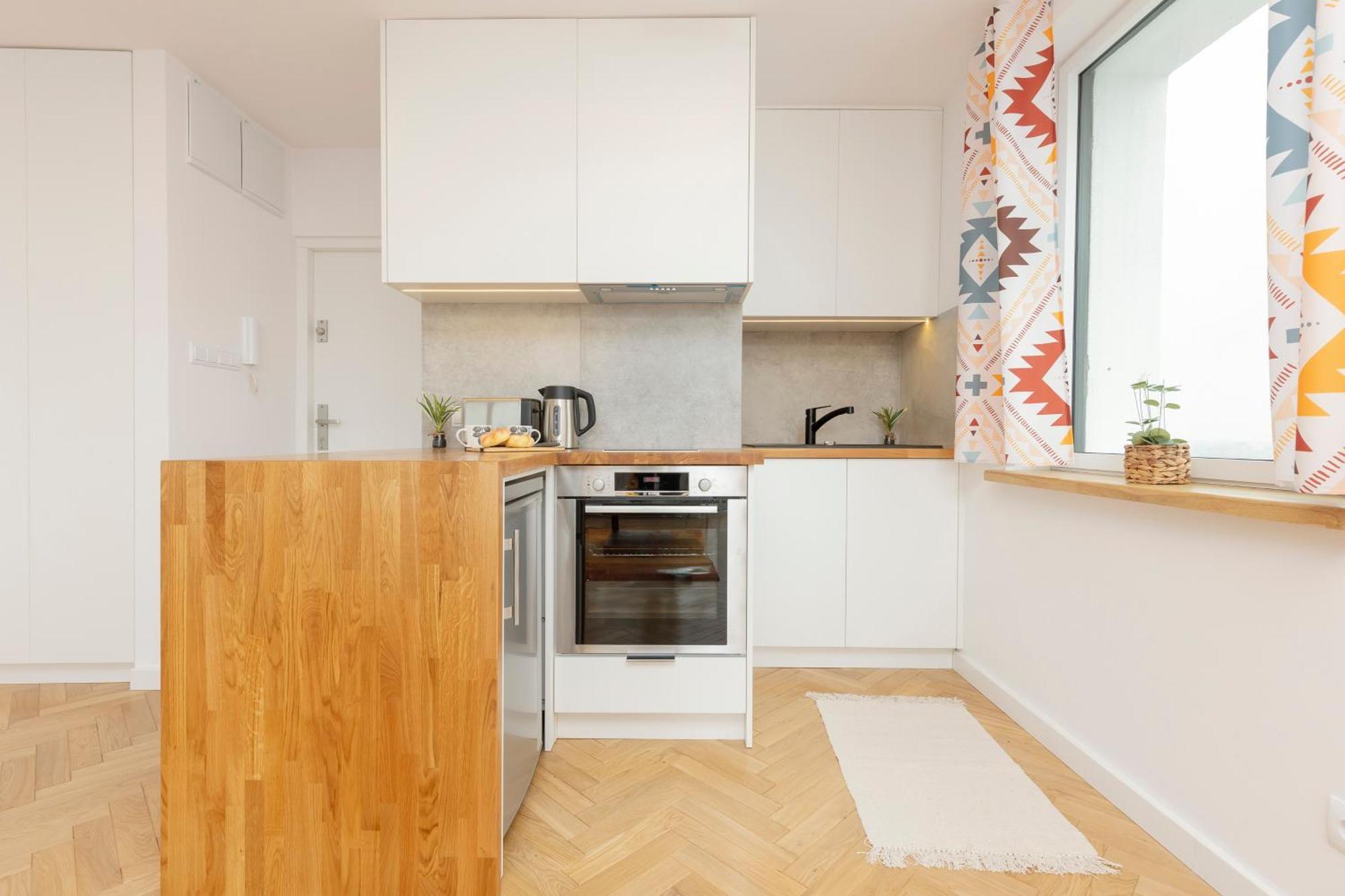 Apartament On The 15th Floor With A View Of The Panorama By Renters Warszawa
