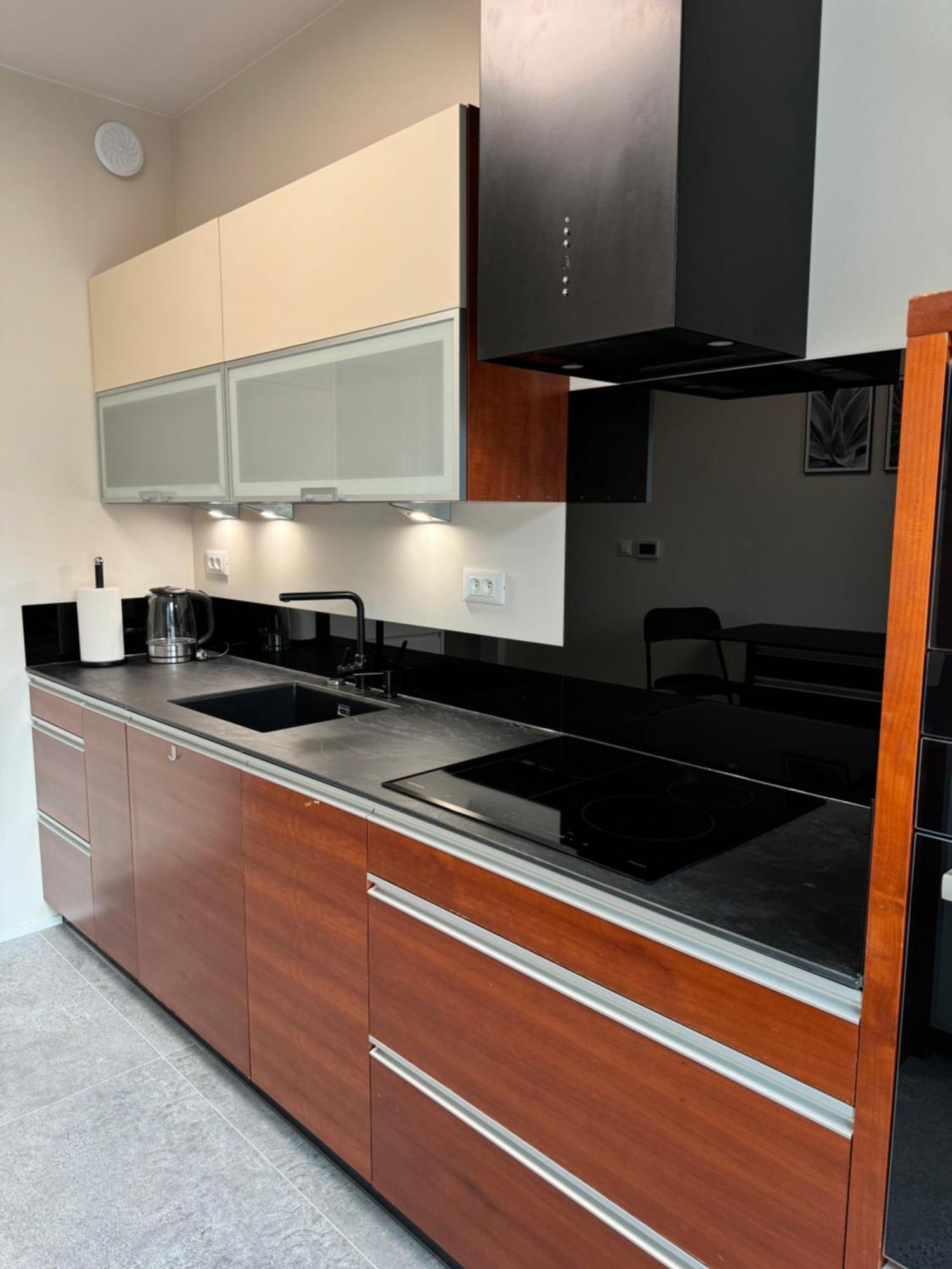 Apartamento By The River In *