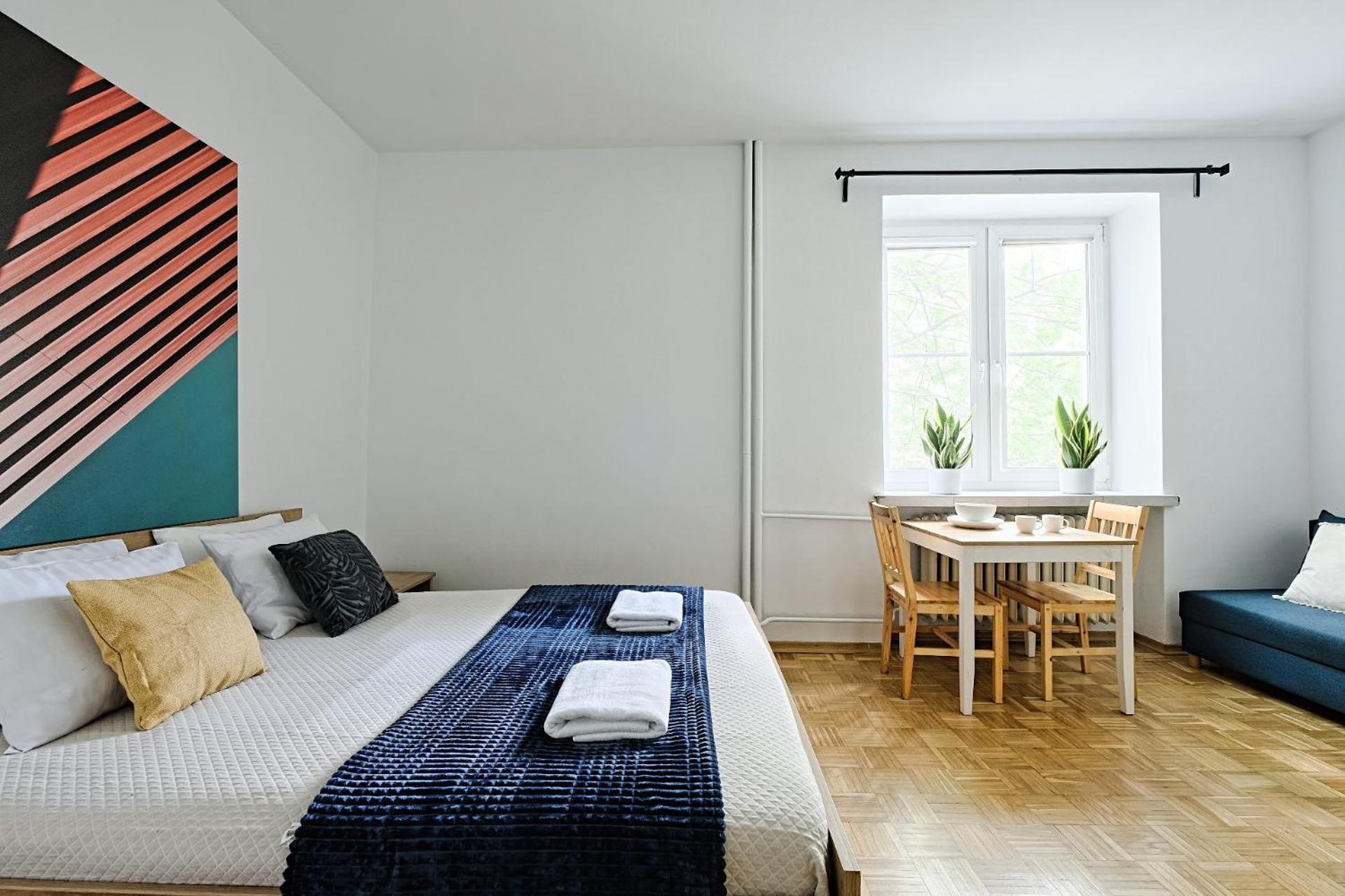 Urbannestgroup - Marszalkowska 140