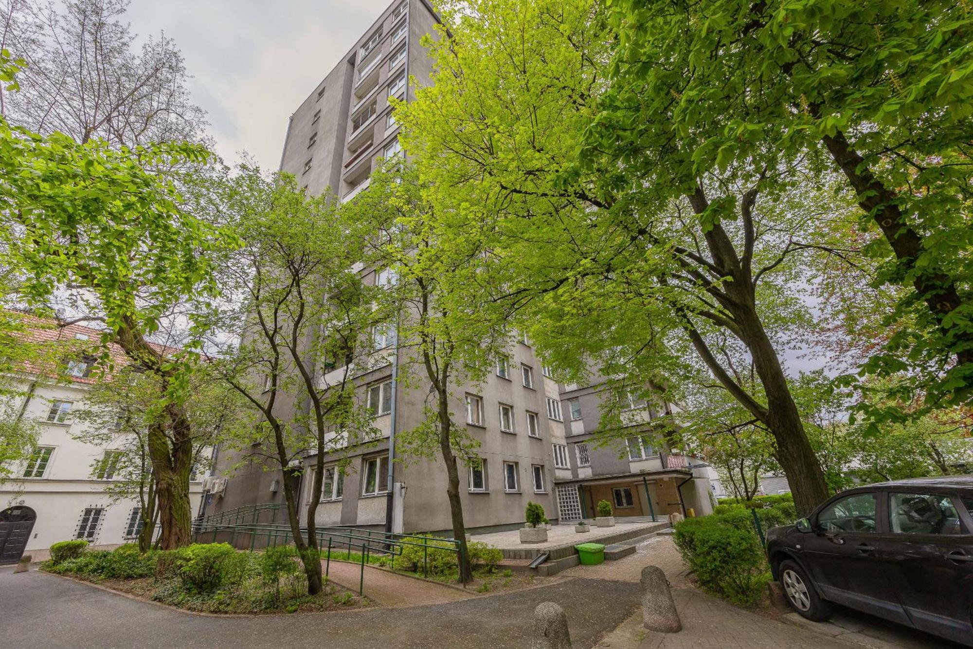 Apartment Bright With Air Conditioning Near Ogrod Saski By Renters *