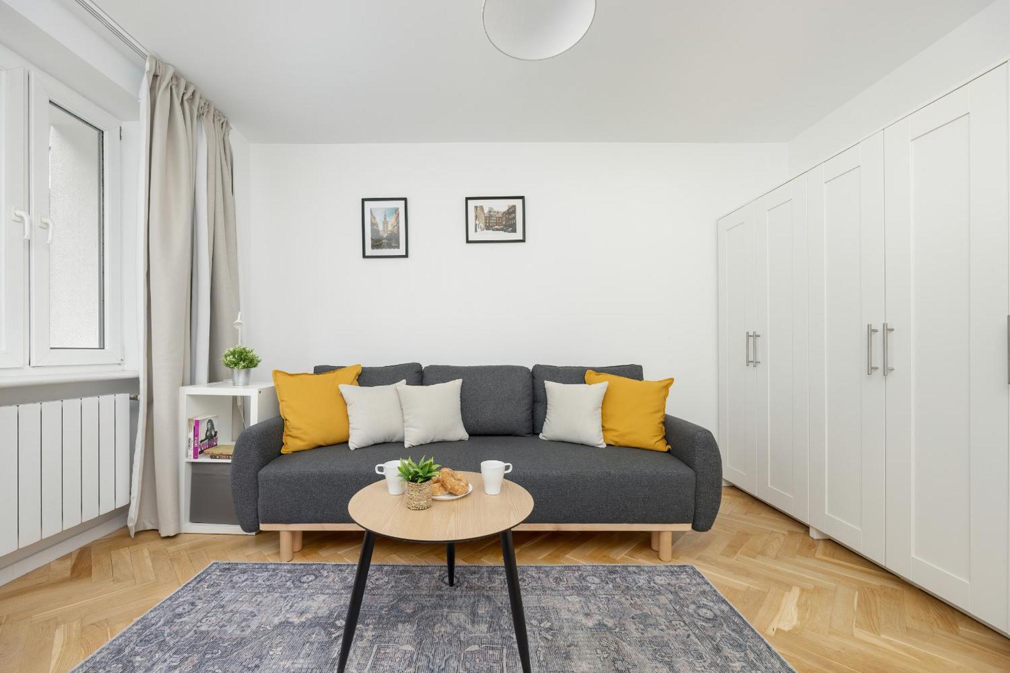 Apartamento Cozy In Downtown By Renters *