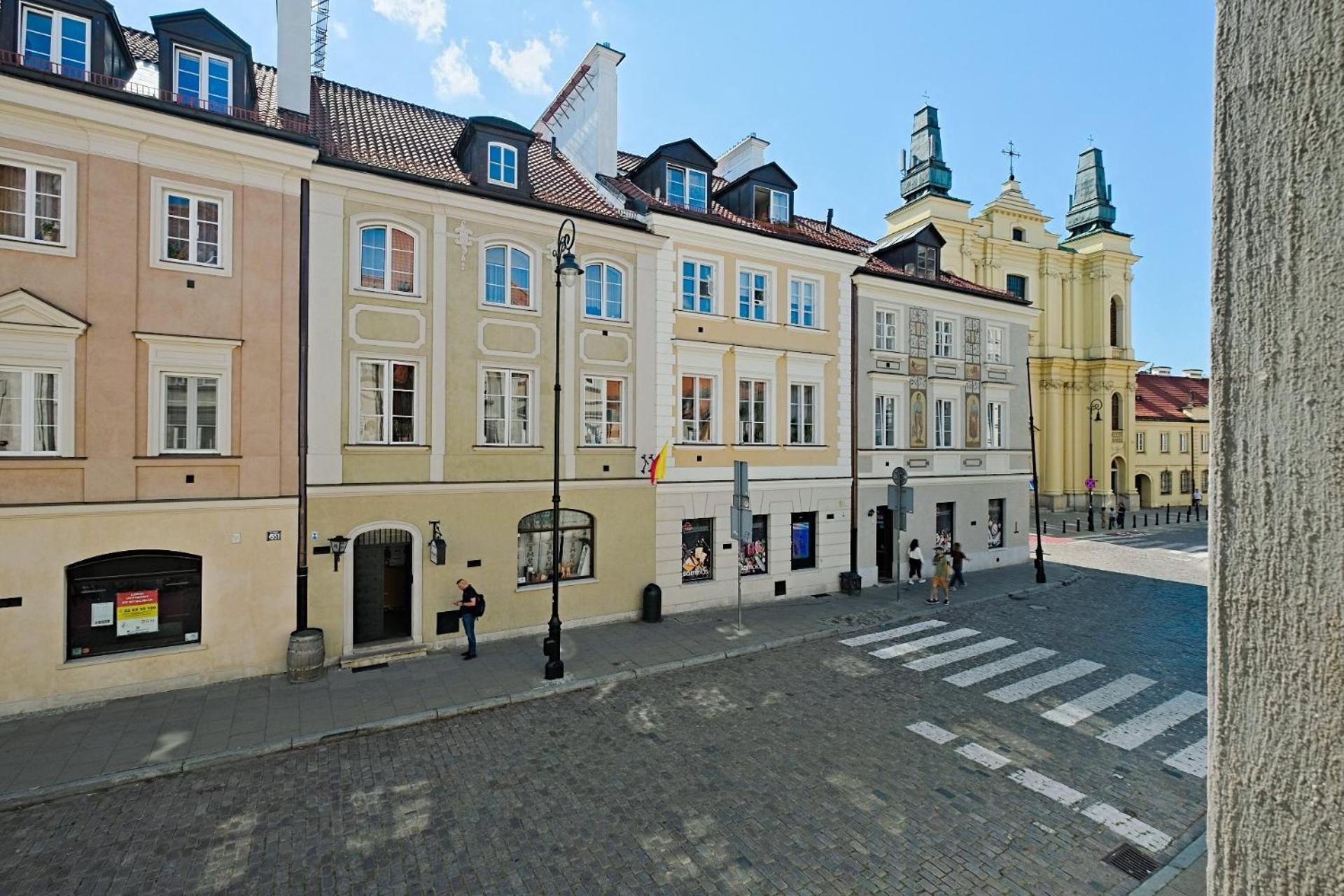 Chic Apartment-old Town-f50/2 Apartment *