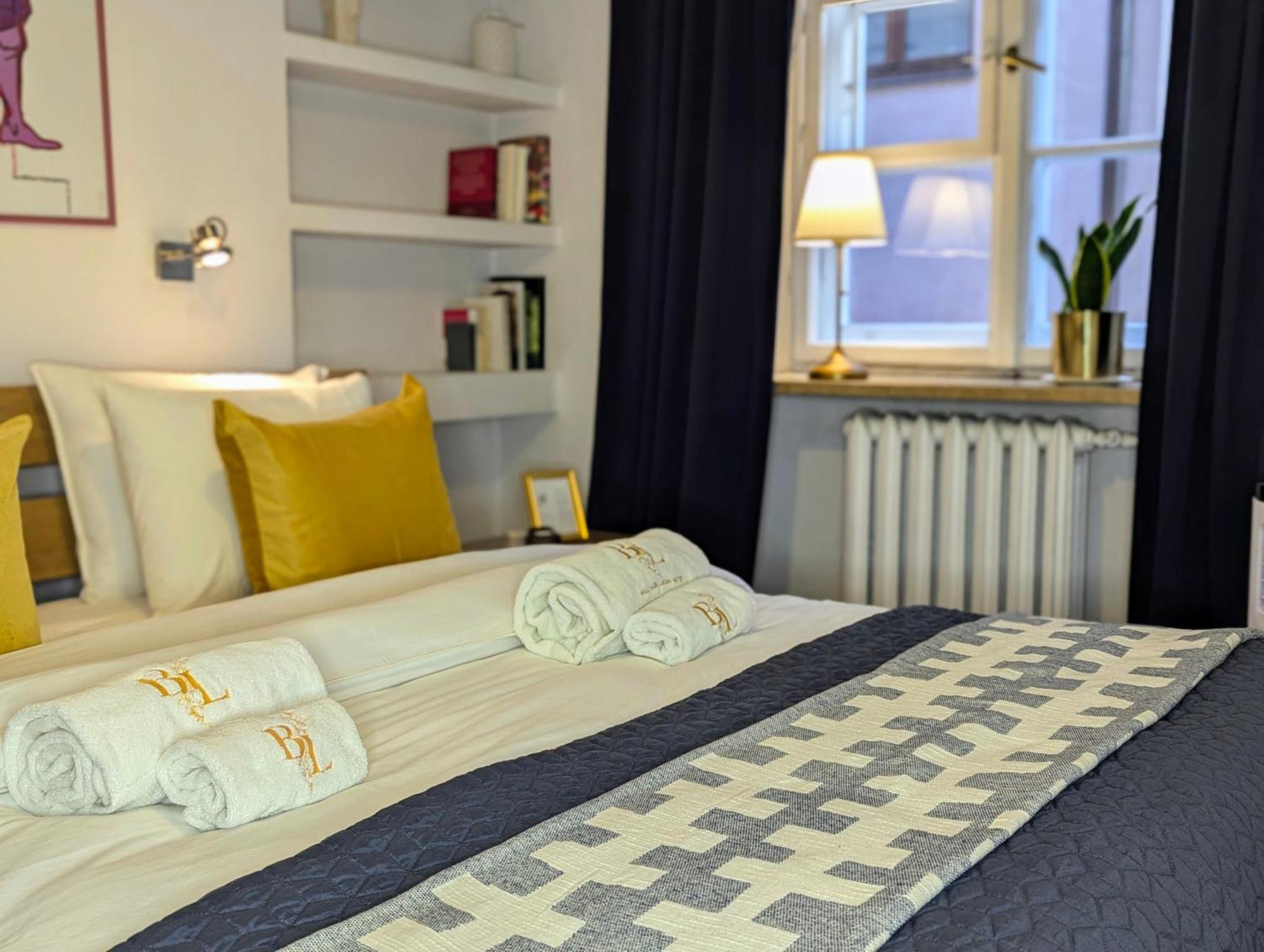 Bella Luna Luxury - Spacious 1br In Old Town * Varsóvia