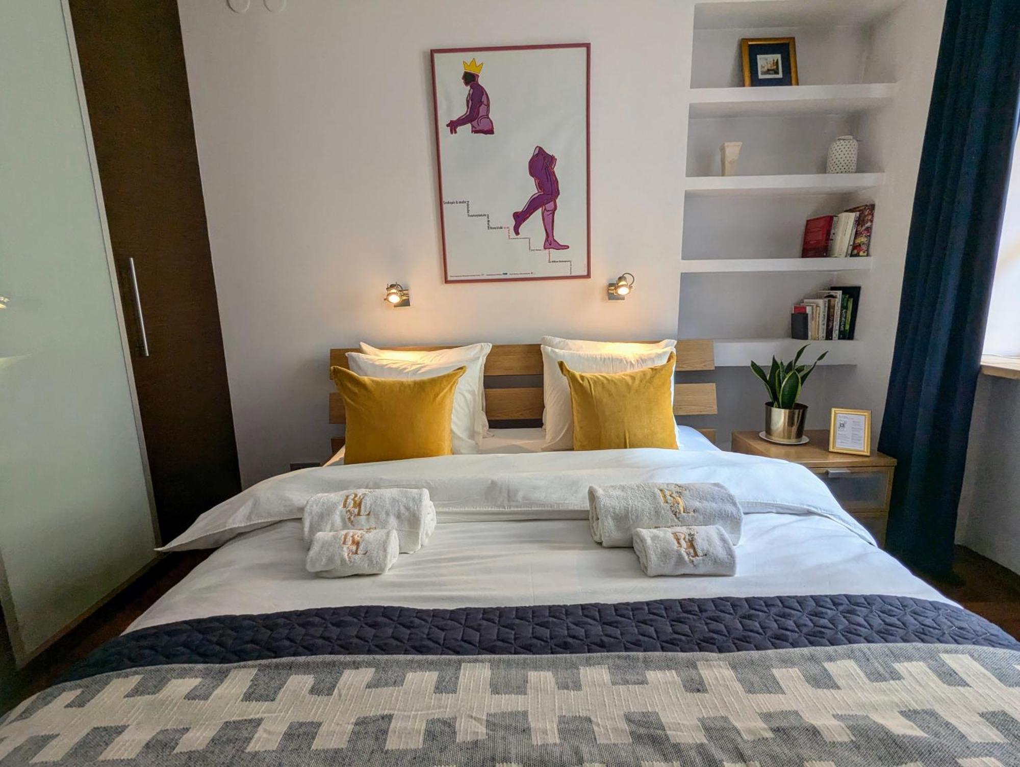 Bella Luna Luxury - Spacious 1br In Old Town