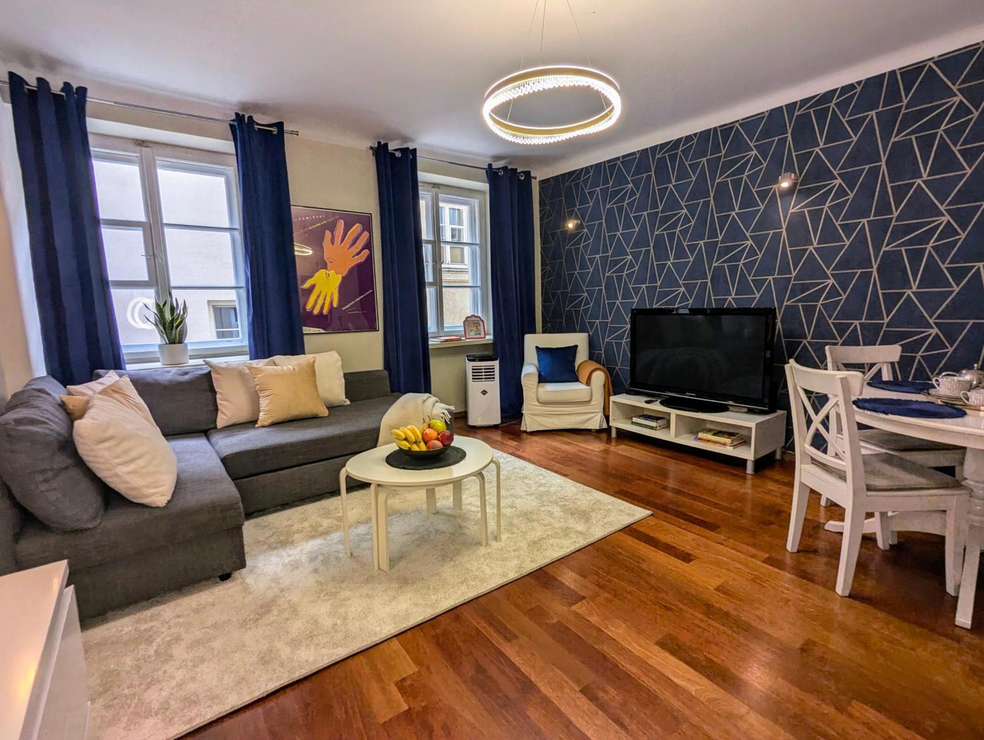 Bella Luna Luxury - Spacious 1br In Old Town Apartamento *
