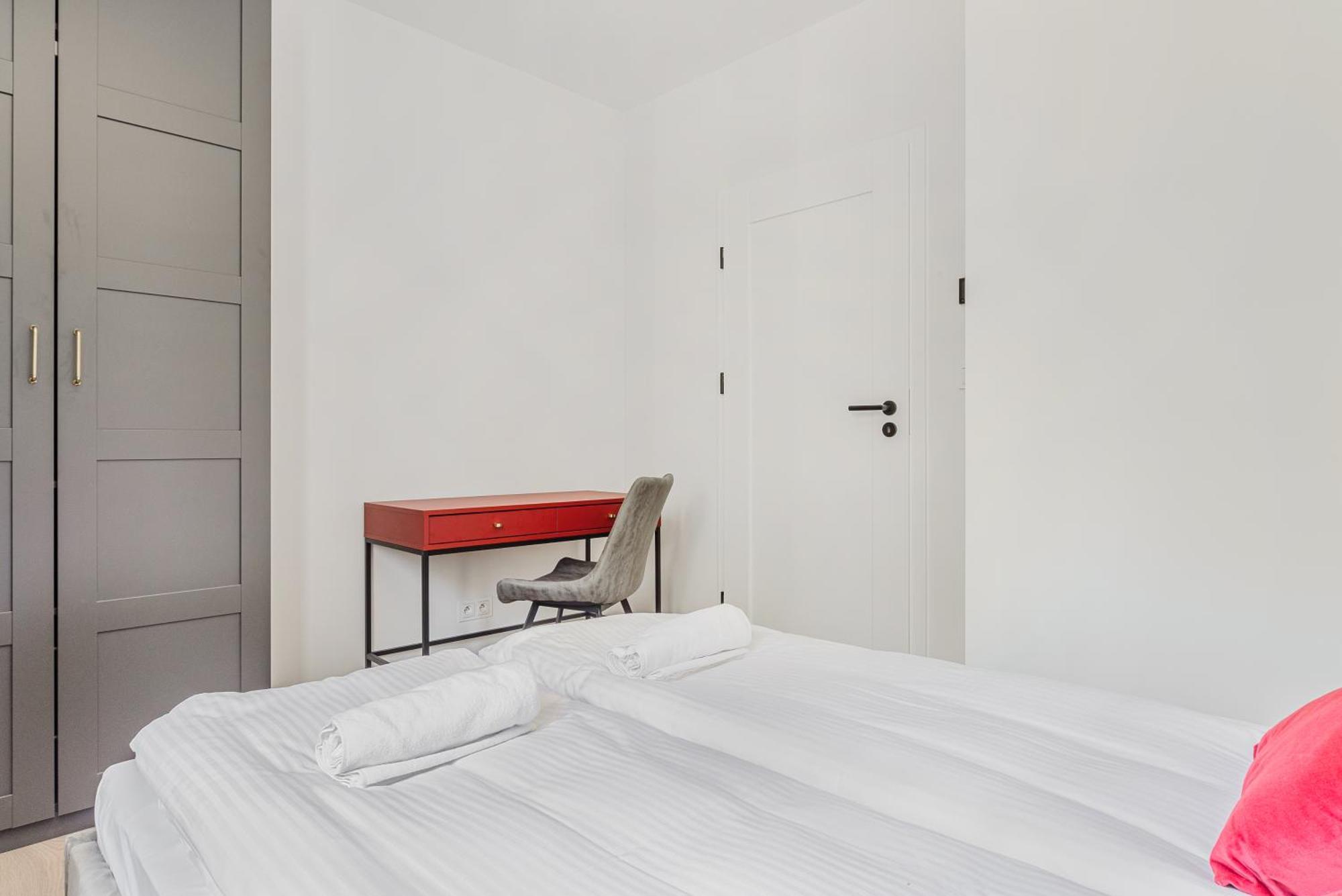 Shortstaypoland Kazimierza Wielkiego Apartment