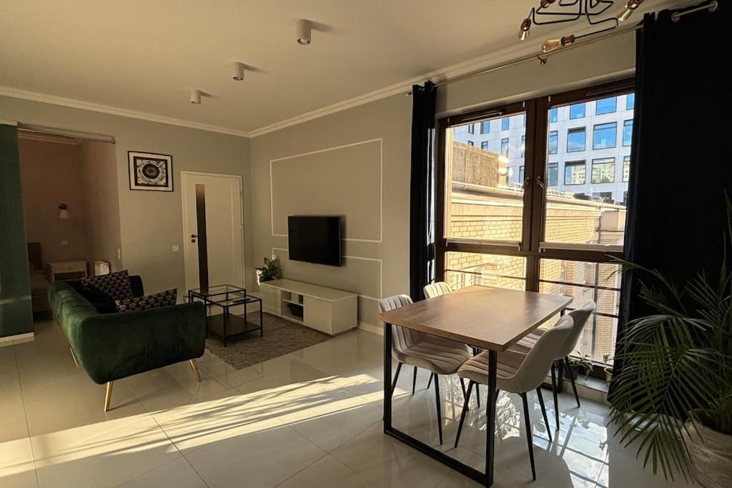 Ekskluzywny Apartament Z Tarasem *