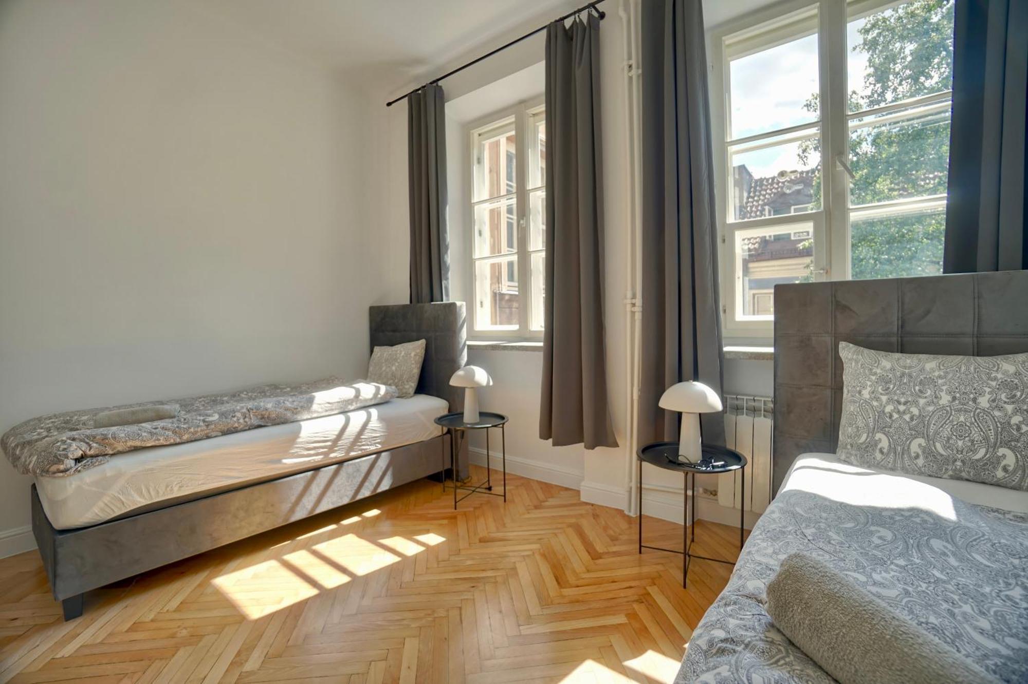 Premium Old Town Apartment
