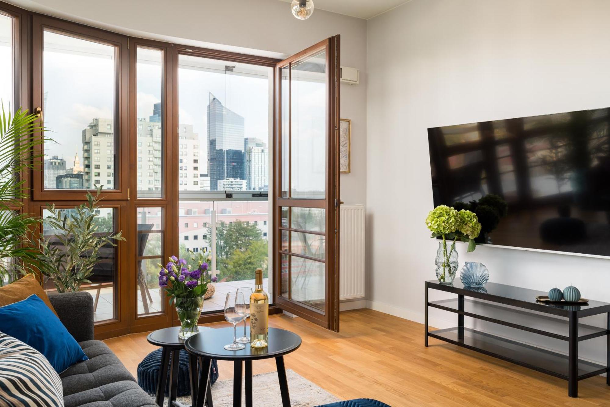 Luxury 2-bedroom Penthouse Skyline 15m Terrace, Garage, Gym, Rooftop & Only 500 M To Metro * Warschau