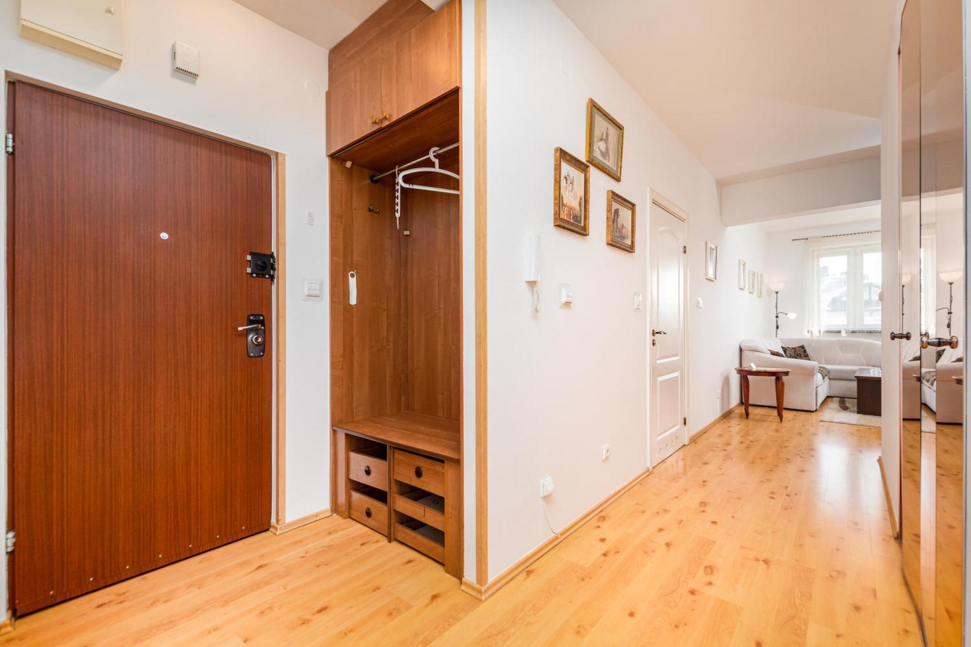 Opaczewska 69 By Homeprime Apartment Warsaw