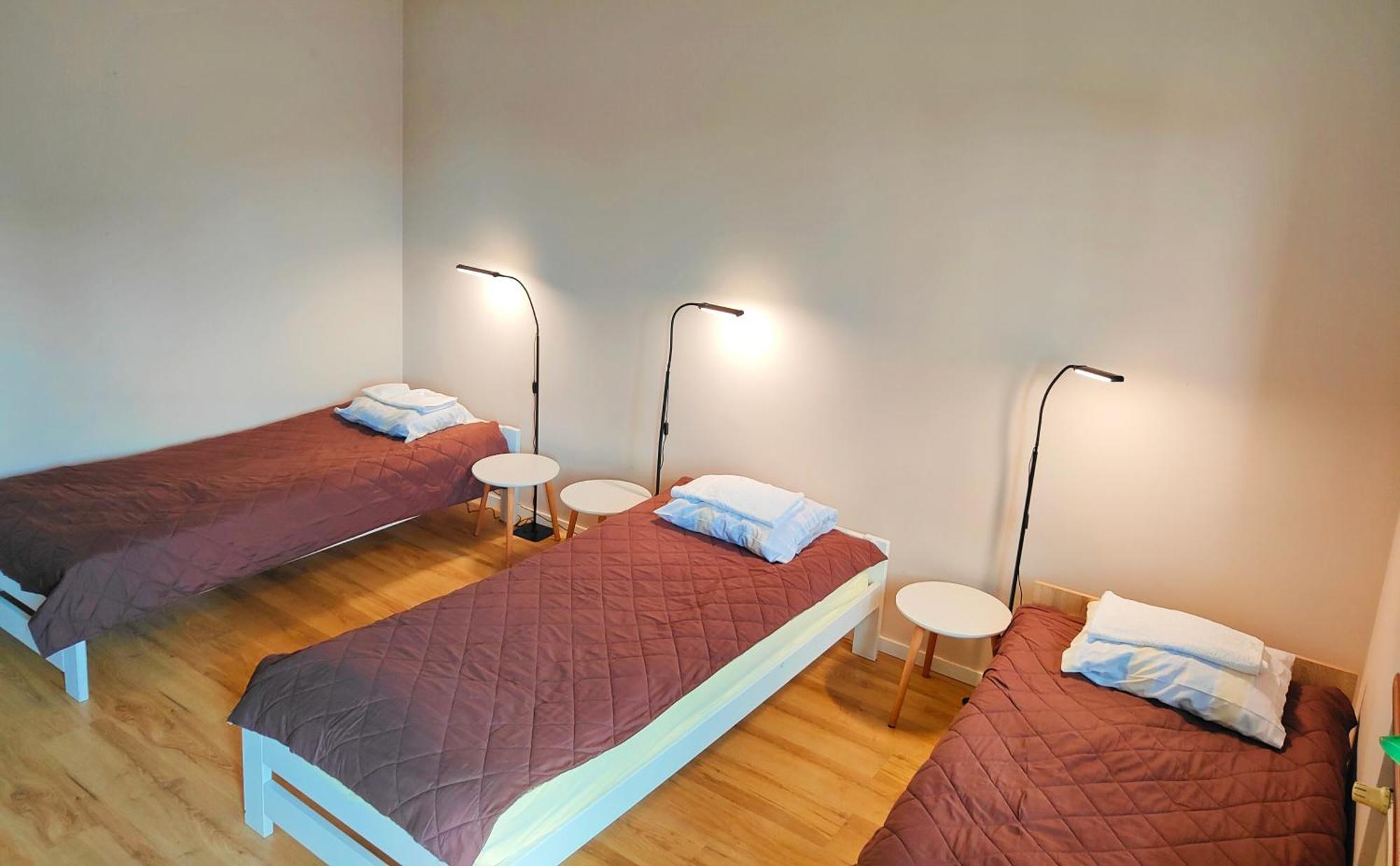 Hostel Krasnowolska Airport - Self Check-in Warsaw