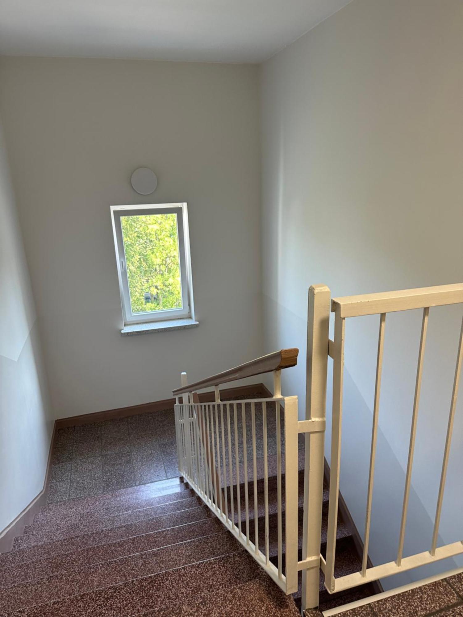 Sunny & Private Parking Apartament