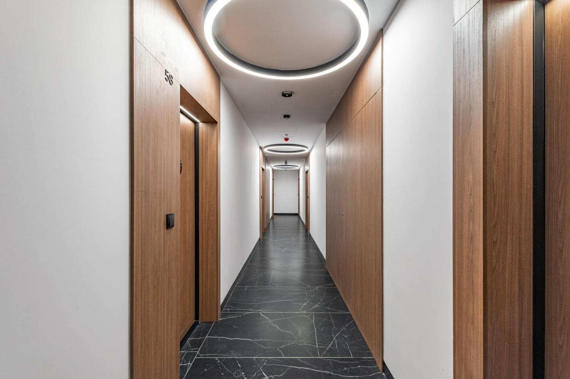 Apartment Grzybowska 37 - B By Homeprime *