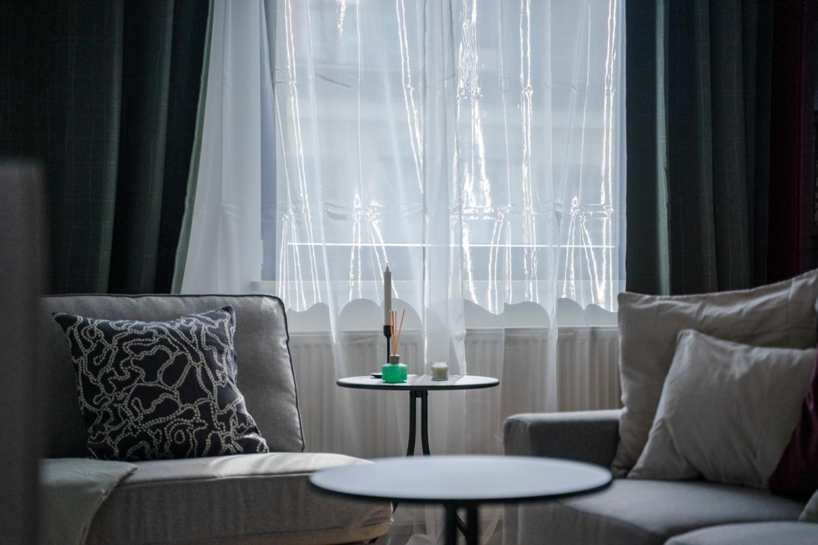 Skierniewicka - Parking, Workspace, Balcony - By Rentujemy Apartment *