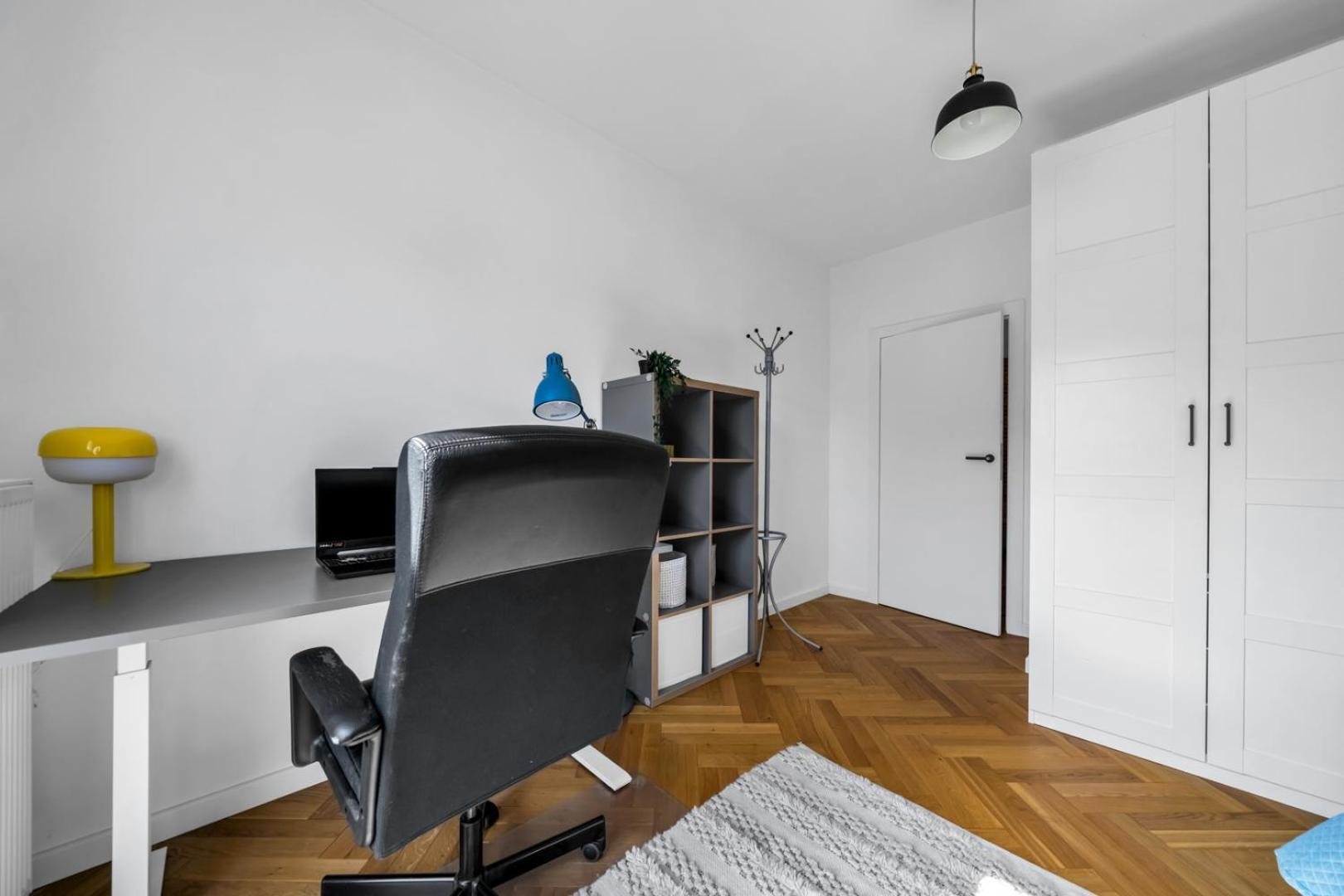 Apartment Skierniewicka - Parking, Workspace, Balcony - By Rentujemy