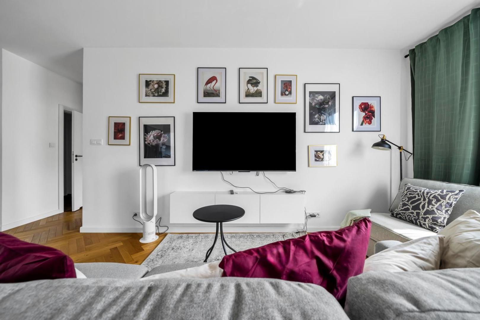 Apartment Skierniewicka - Parking, Workspace, Balcony - By Rentujemy *
