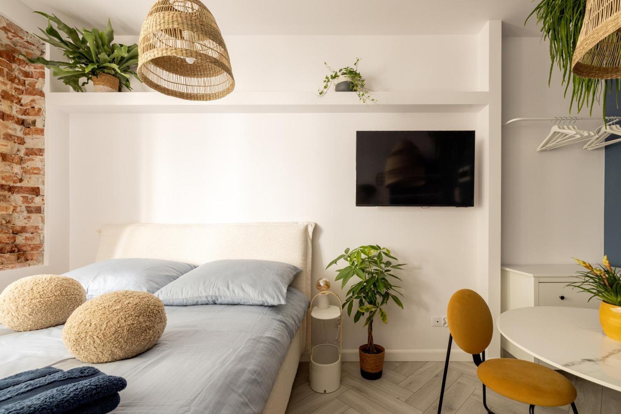 Apartment Cozy Poznanska Downtown Quiet