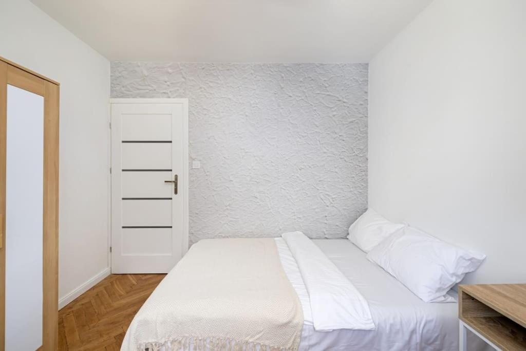Franciszkanska Old Town 2-bedroom Family With Bath Căn hộ