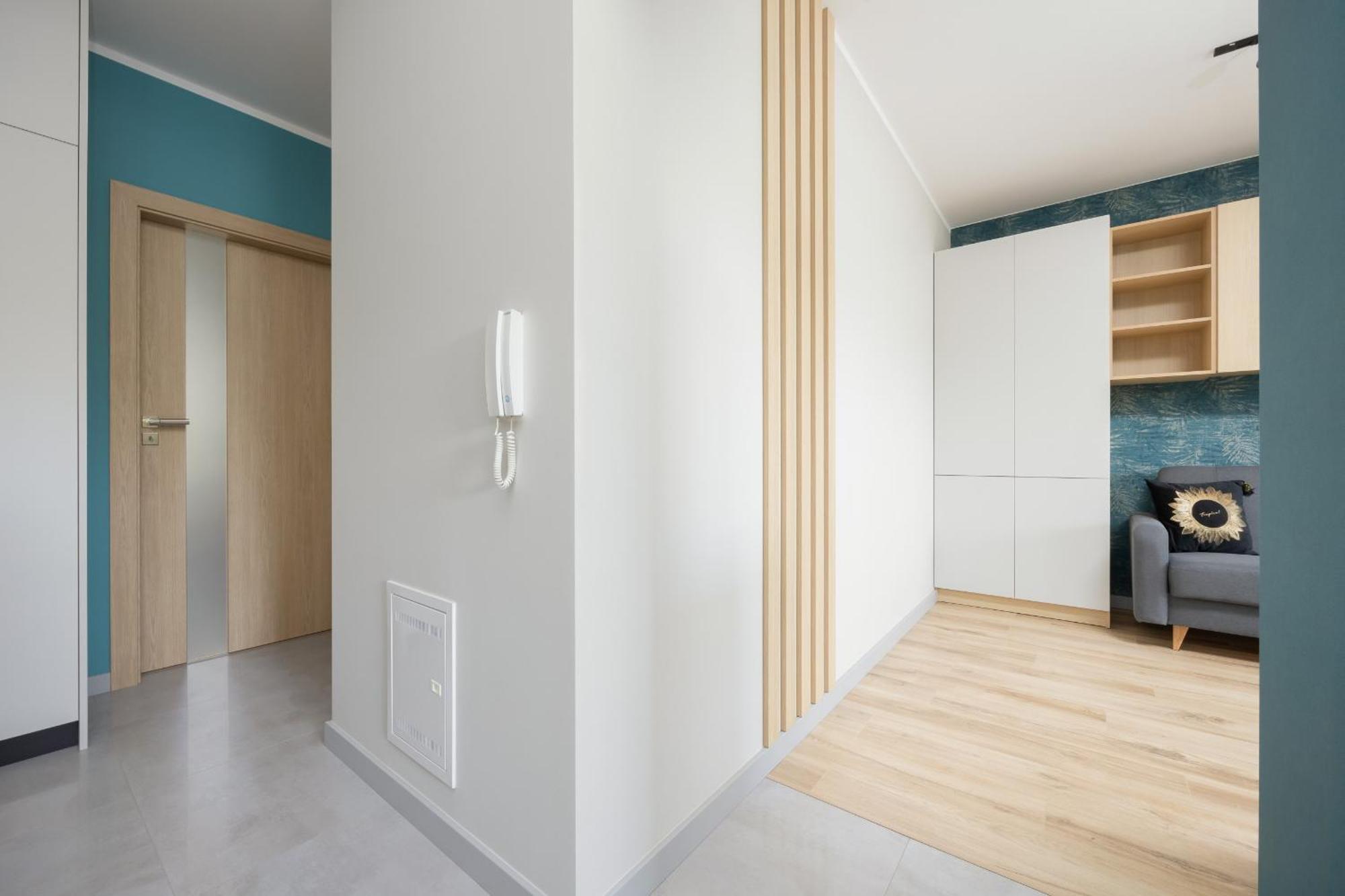 Parking & Biurko 2 Sypialnie By Renters Apartamento