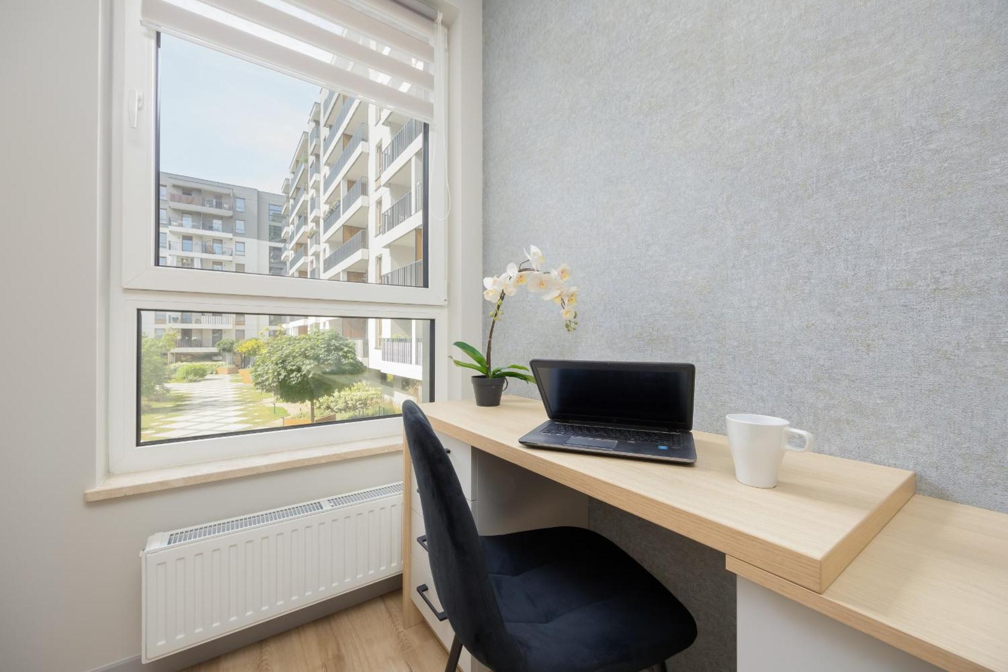 Parking & Biurko 2 Sypialnie By Renters *