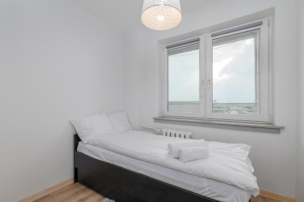 Aleje Jerozolimskie 159 By Nyx Apart Apartment