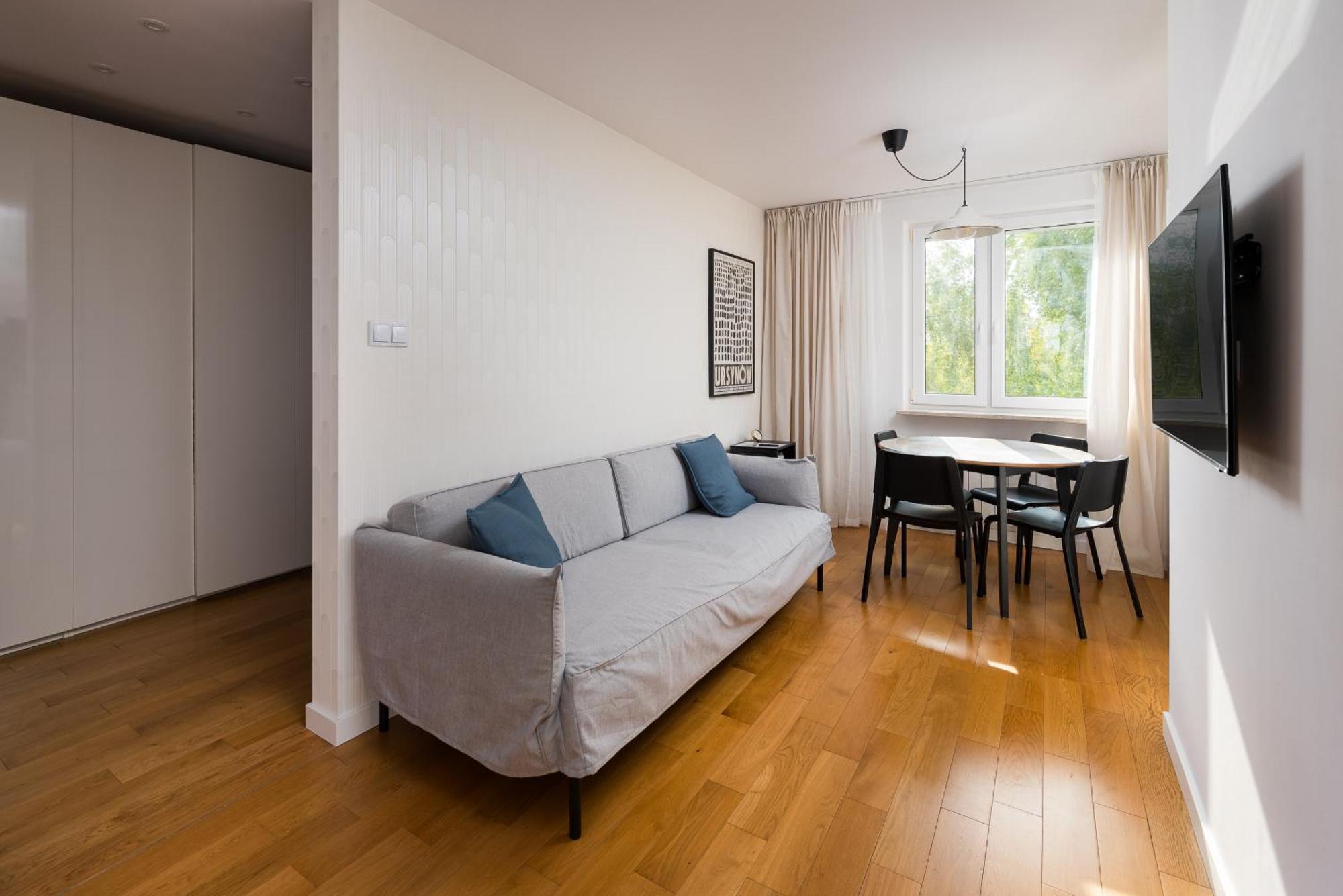 Metro Stoklosy 2-bedroom Apartment Warschau