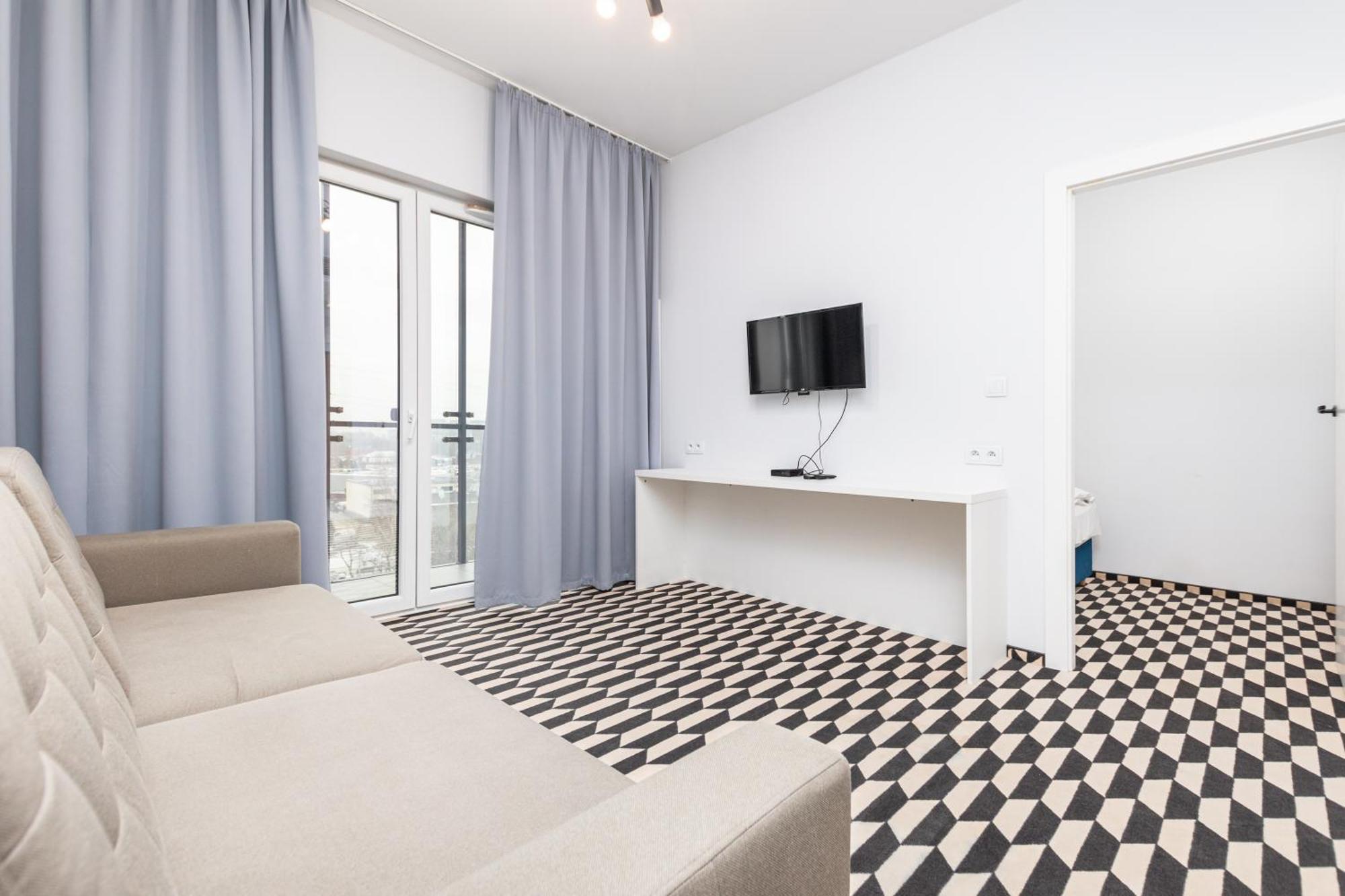 Prymasa Tysiaclecia 83a C - D By Homeprime Apartment Warsaw
